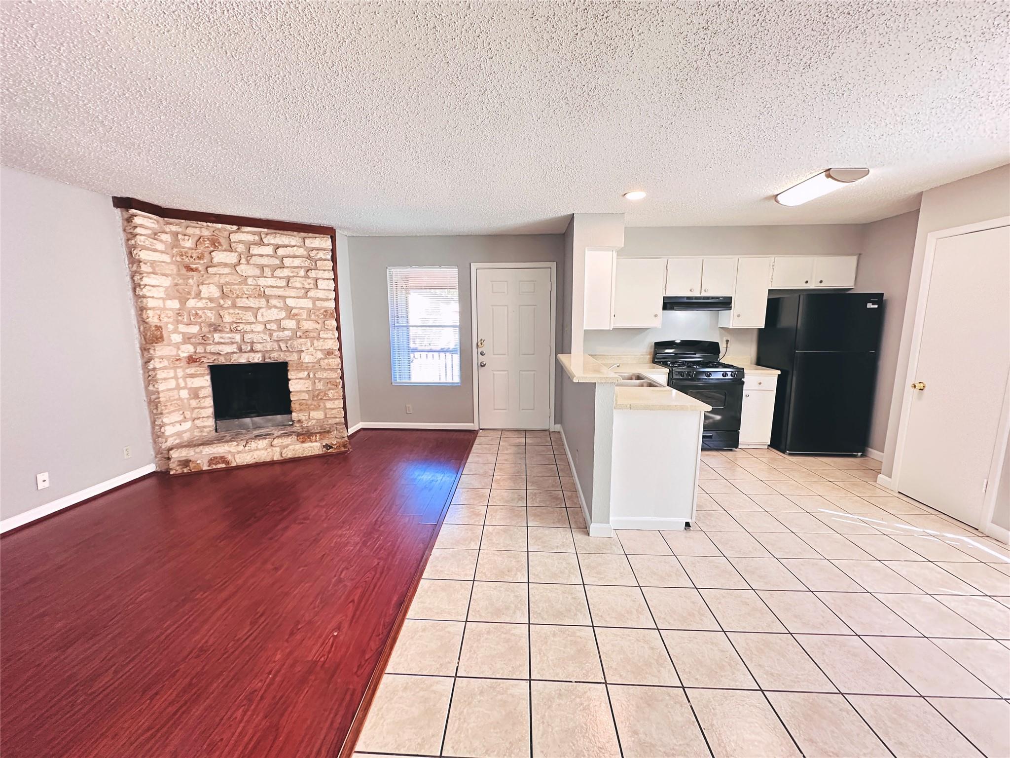9808 Roxanna Dr #c Property Photo 7