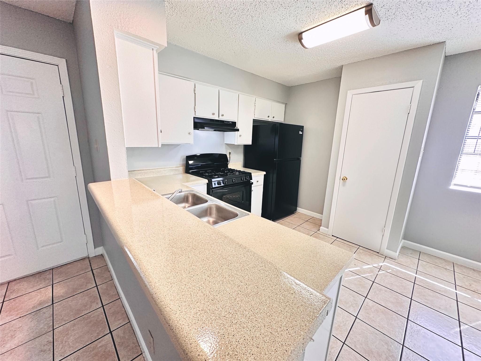 9808 Roxanna Dr #c Property Photo 9