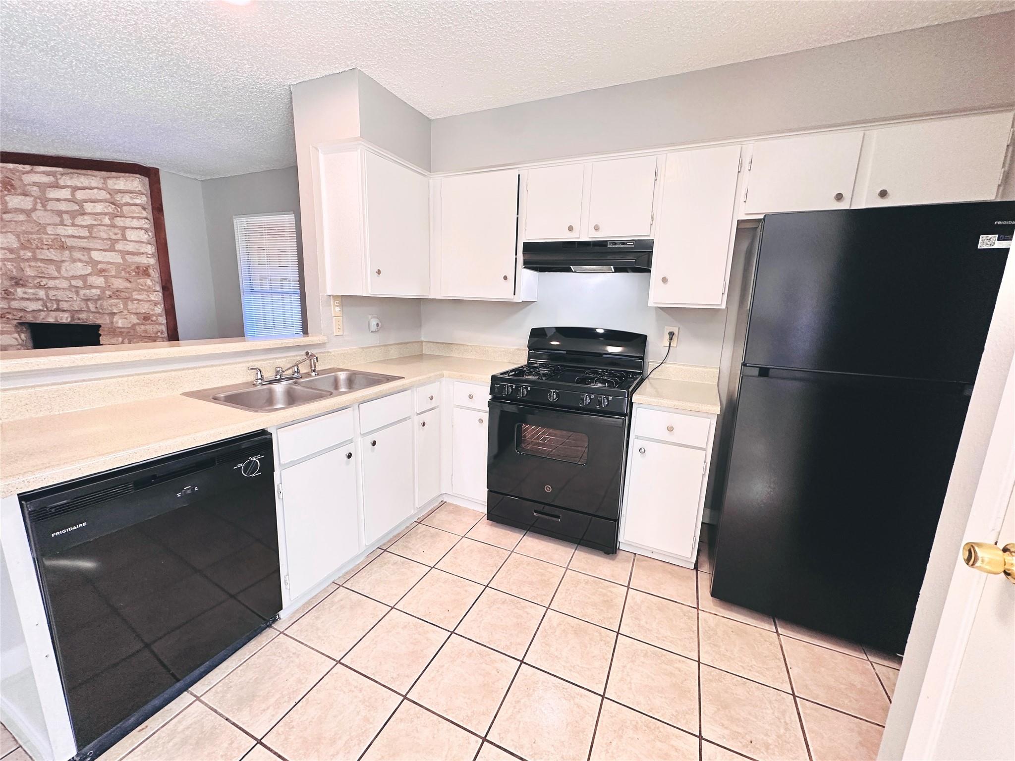 9808 Roxanna Dr #c Property Photo 11