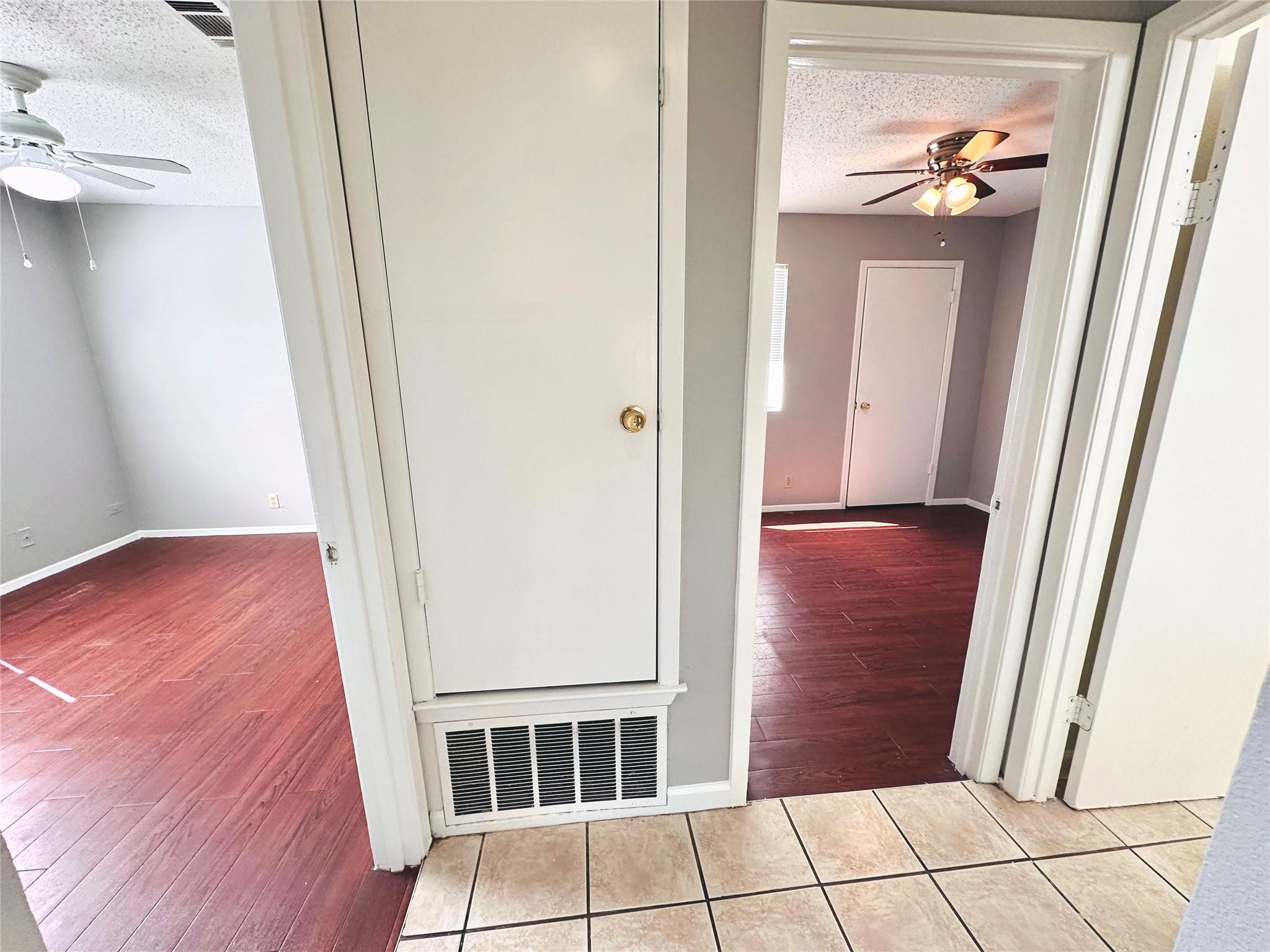 9808 Roxanna Dr #c Property Photo 17