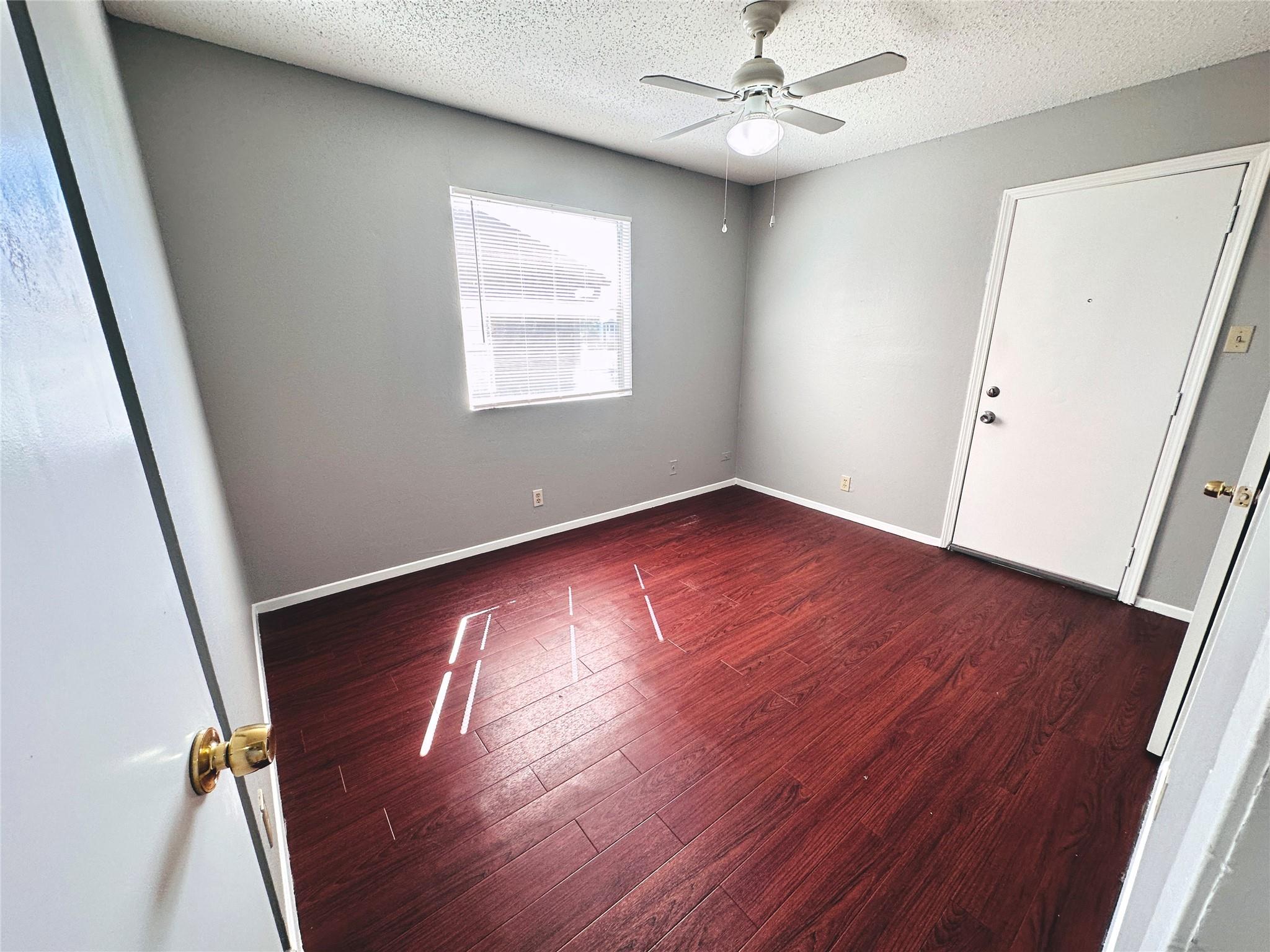 9808 Roxanna Dr #c Property Photo 18