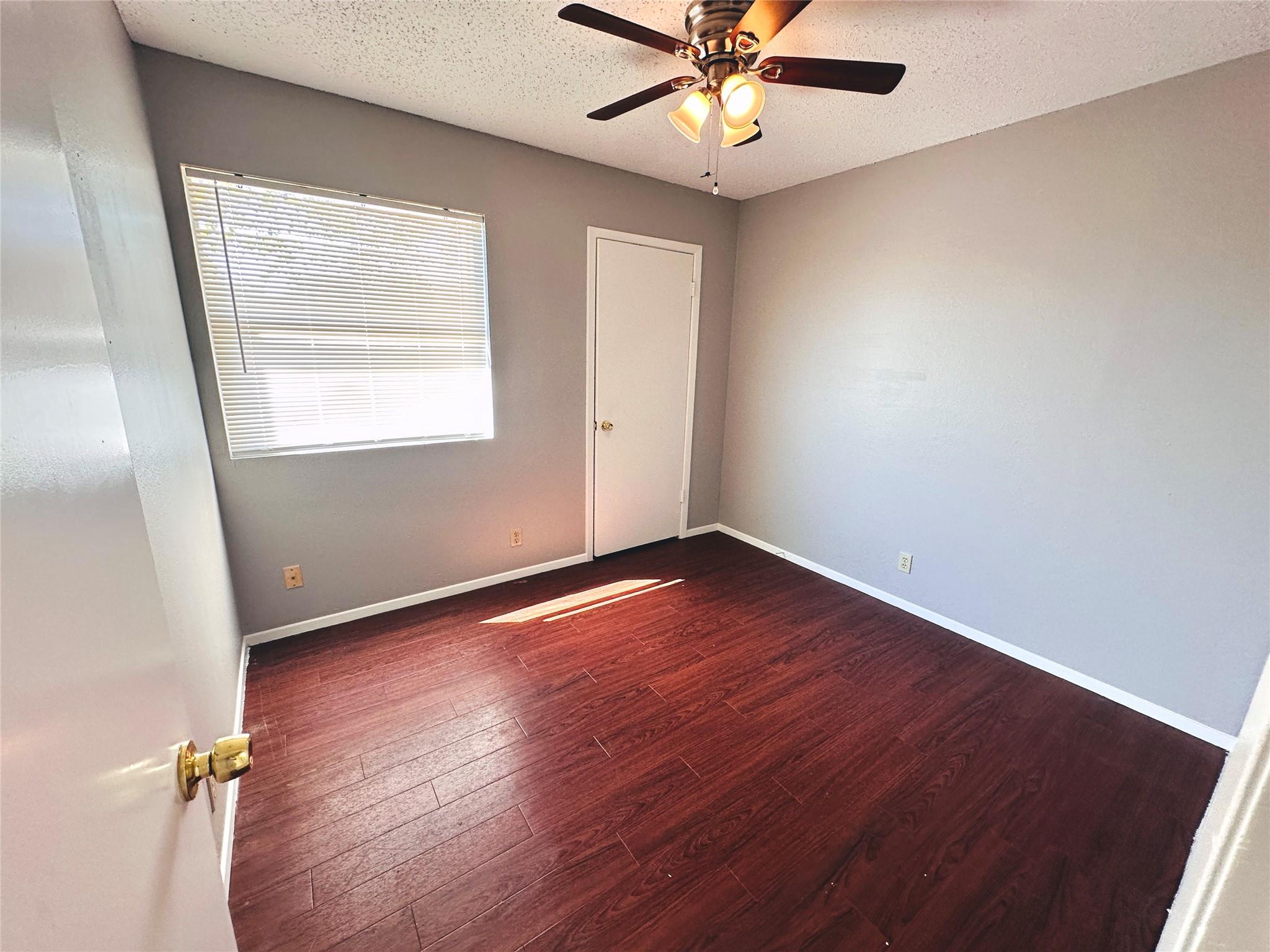 9808 Roxanna Dr #c Property Photo 26