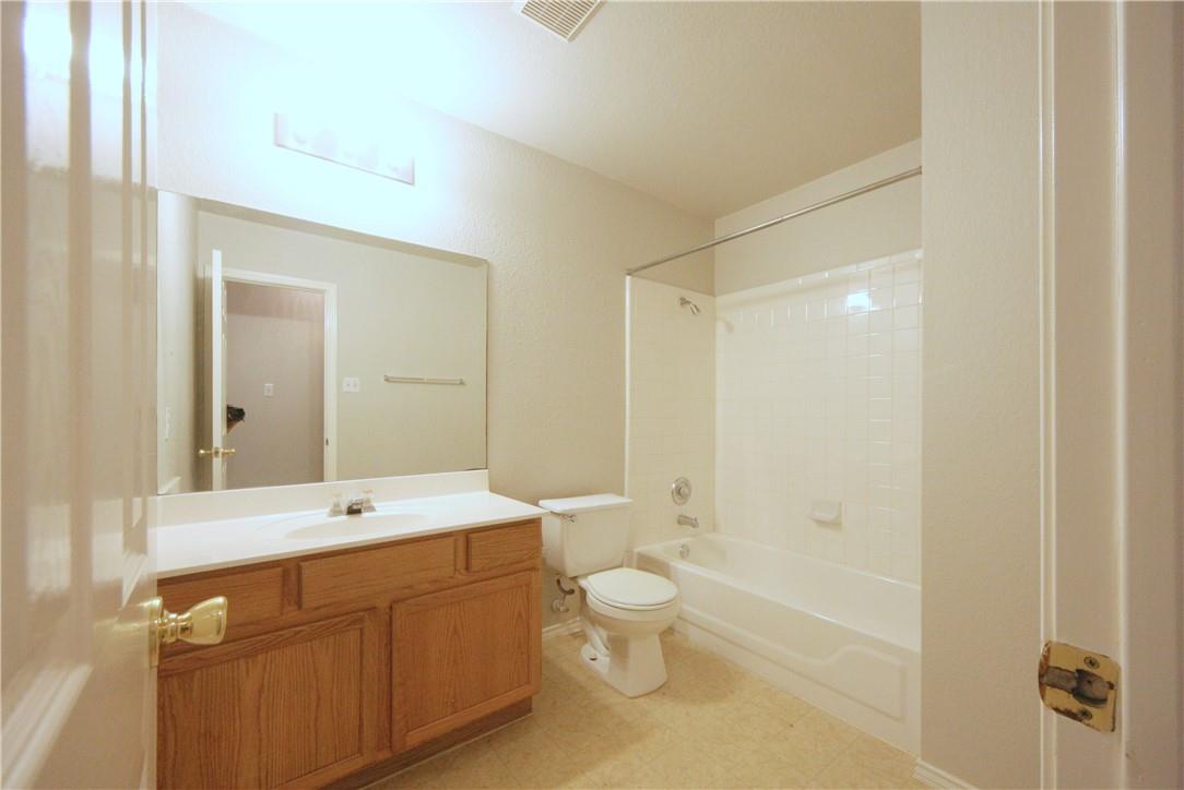 2001 Charlotte Way Property Photo 10