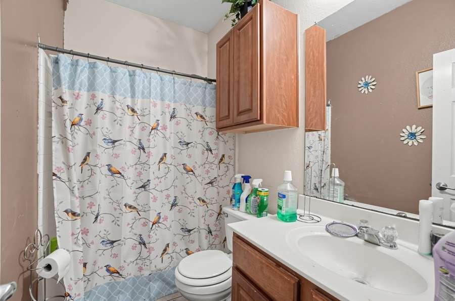 11408 Hereford St Property Photo 13