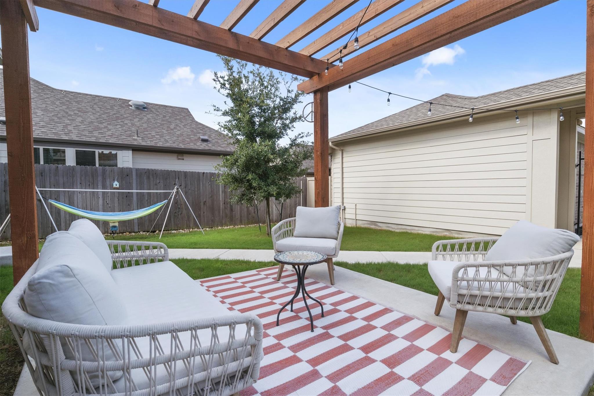 17921 Lungo St Property Photo 5
