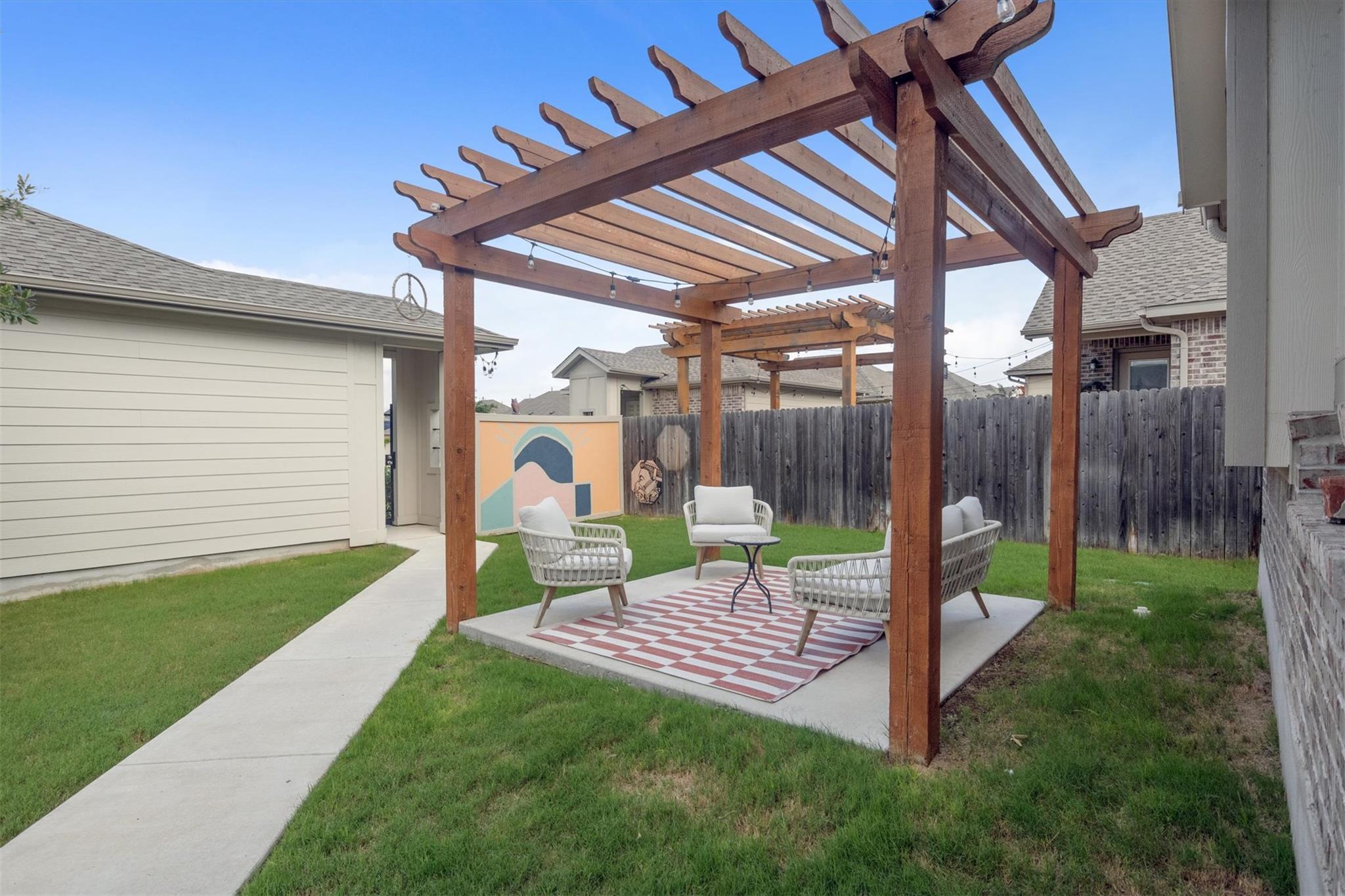 17921 Lungo St Property Photo 6