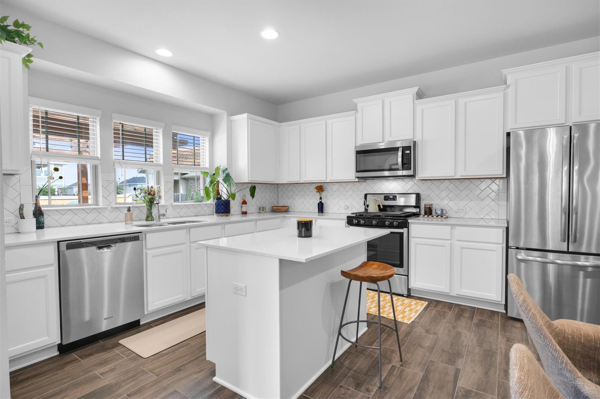 17921 Lungo St Property Photo 12