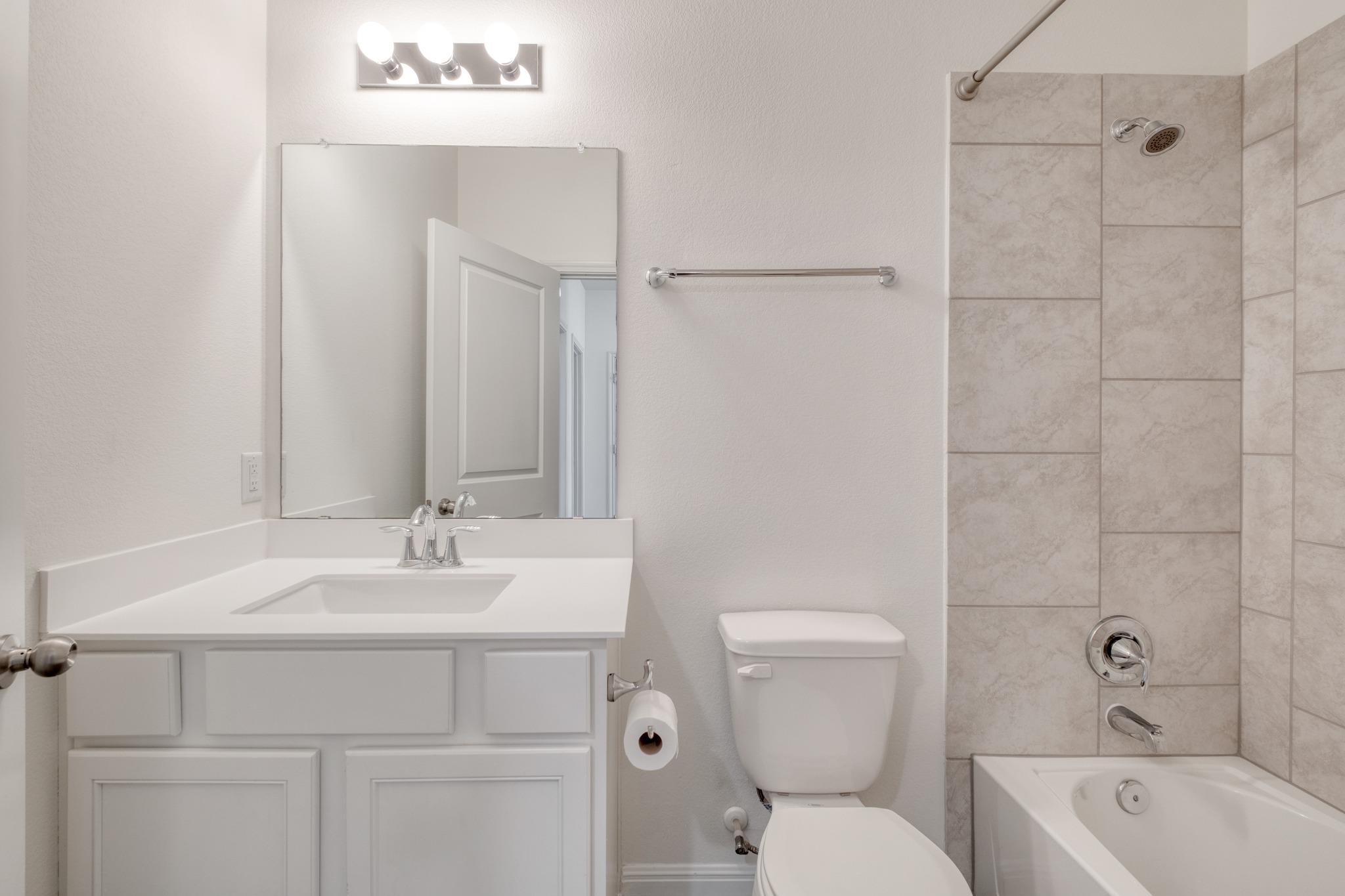 17921 Lungo St Property Photo 22