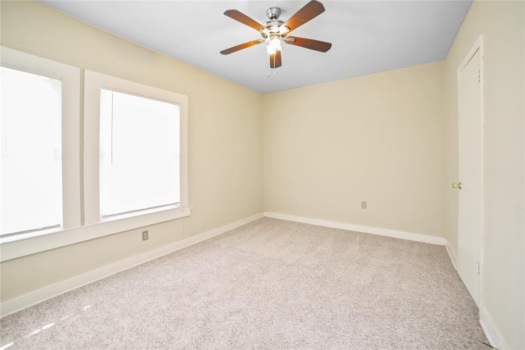 310 Franklin Blvd Property Photo 5