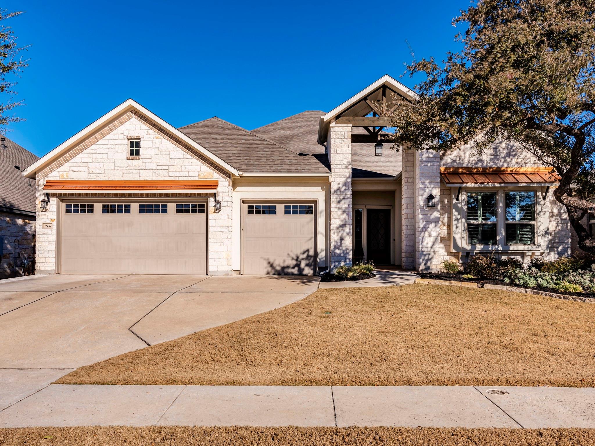 3937 Stanyan Dr Property Photo