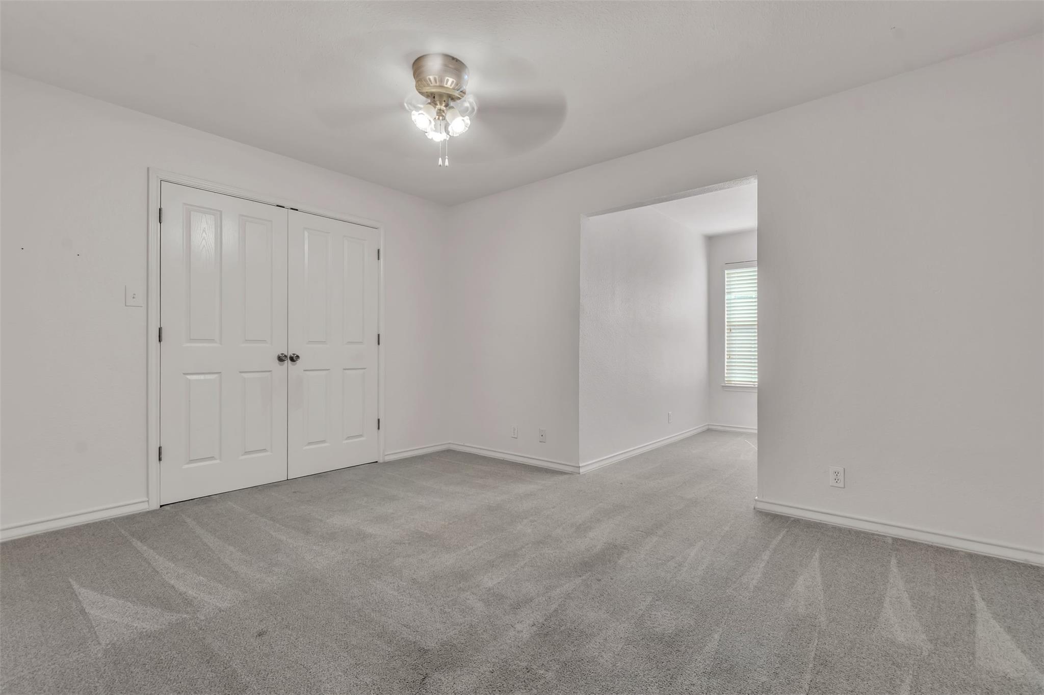 112 G Sandstone Dr #g Property Photo 13