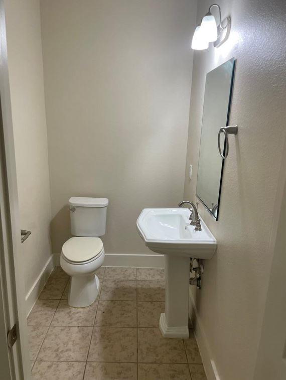 2212 Creekside Ln #d Property Photo 10