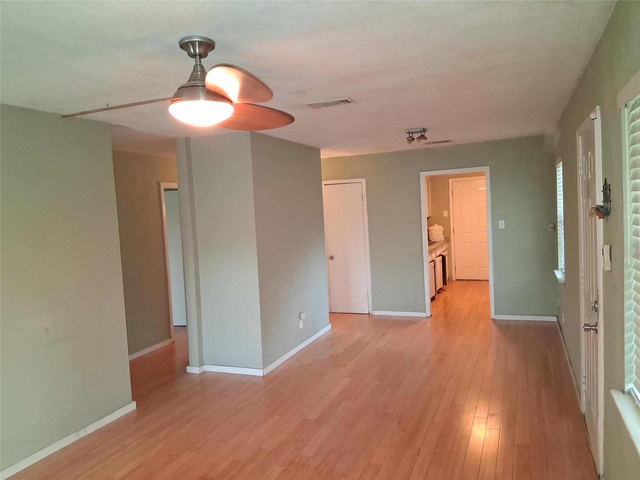 601 Orland Blvd Property Photo 4