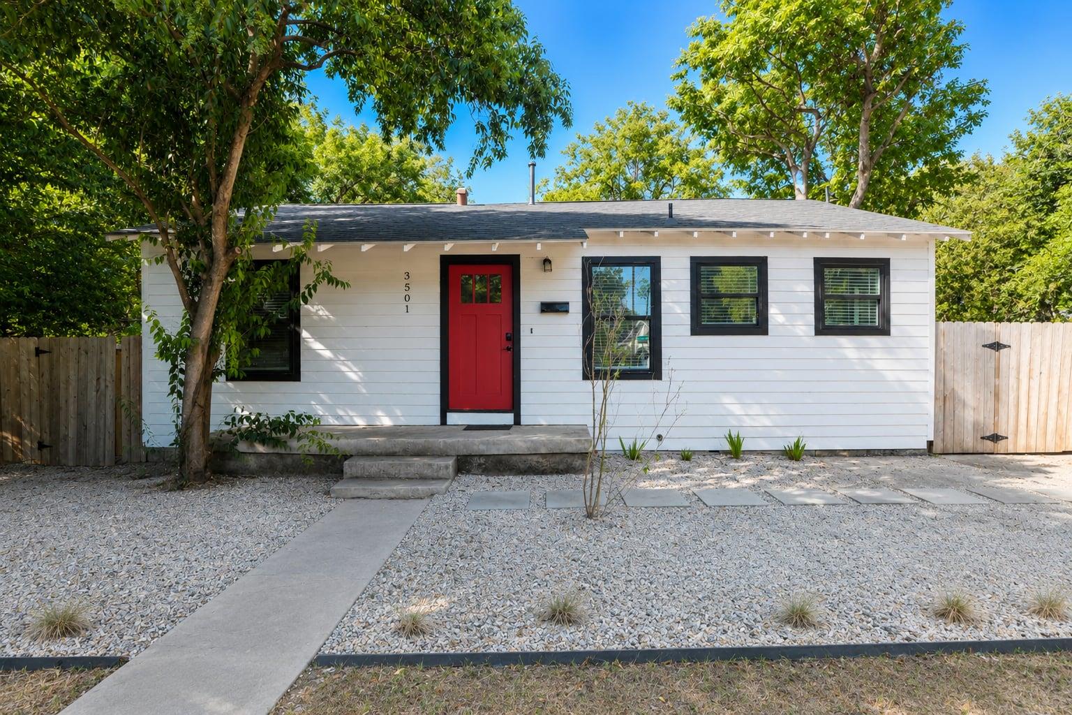 3501 Grayson Ln Property Photo 1