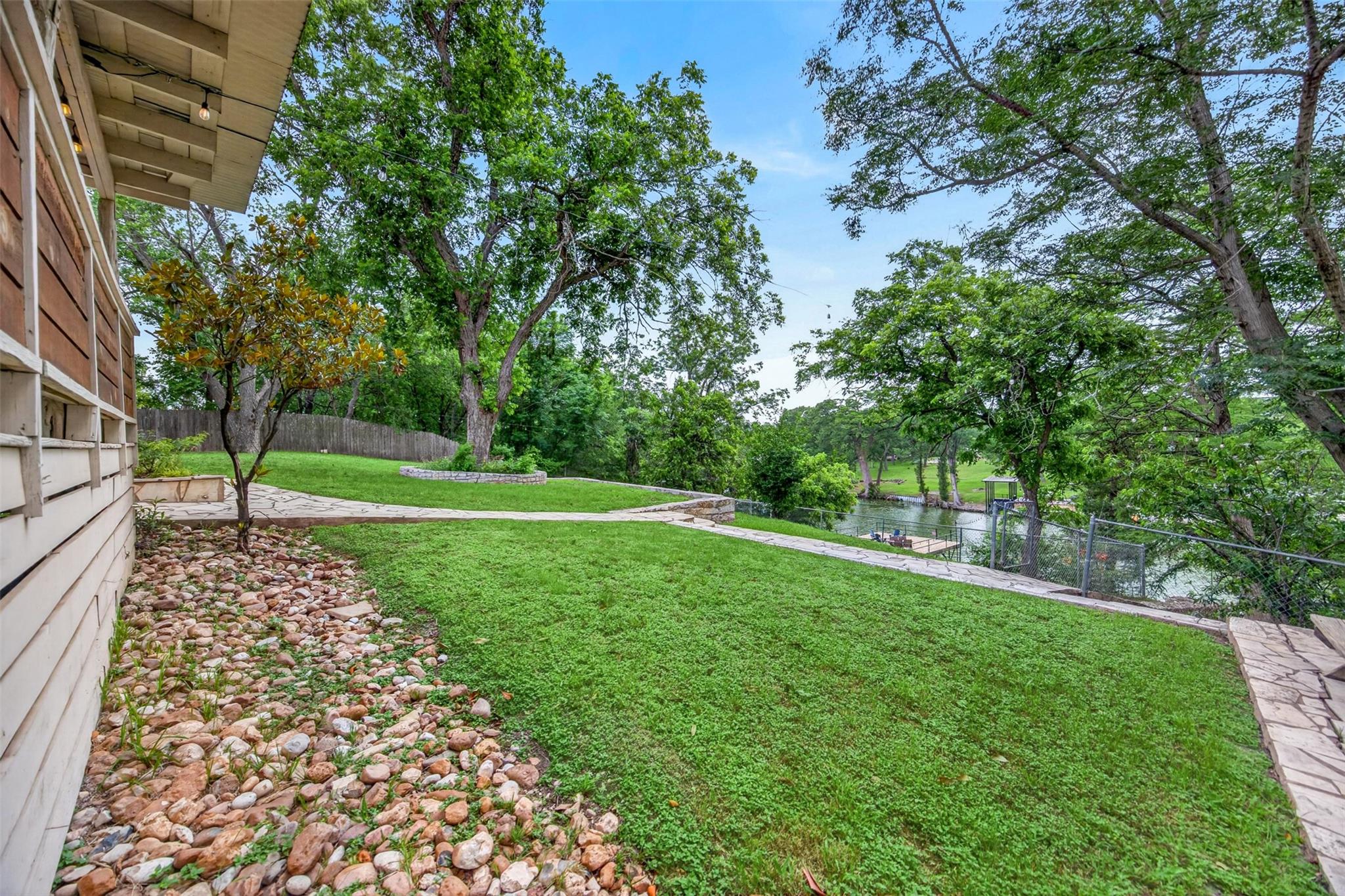 644 Cypress Rdg Property Photo 26