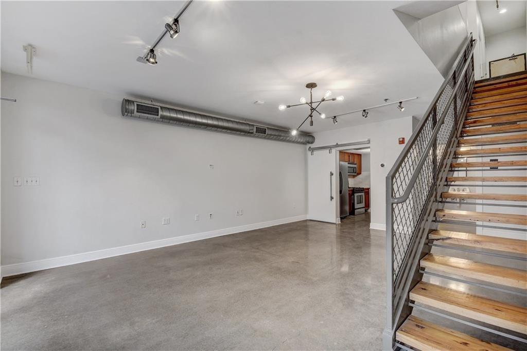 1601 E Cesar Chavez St #102 Property Photo 6