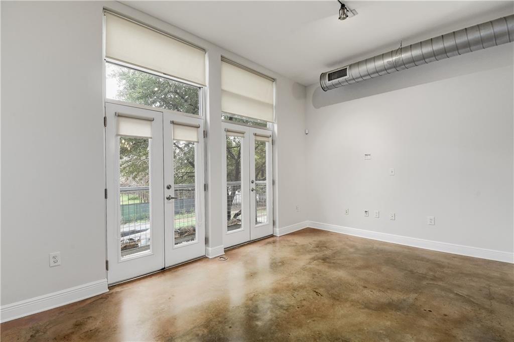 1601 E Cesar Chavez St #102 Property Photo 15