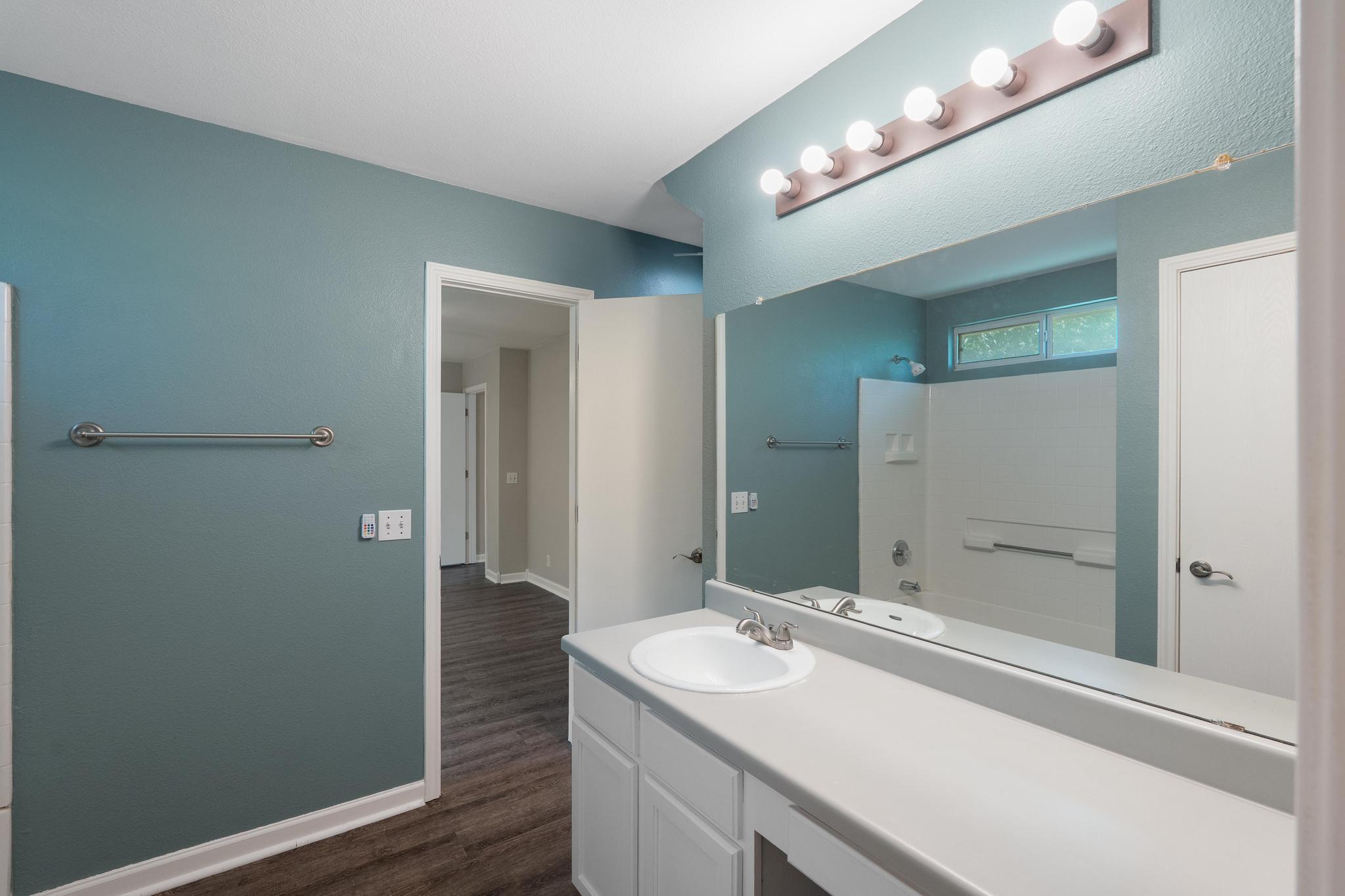 3003 Meadow Ln Property Photo 10