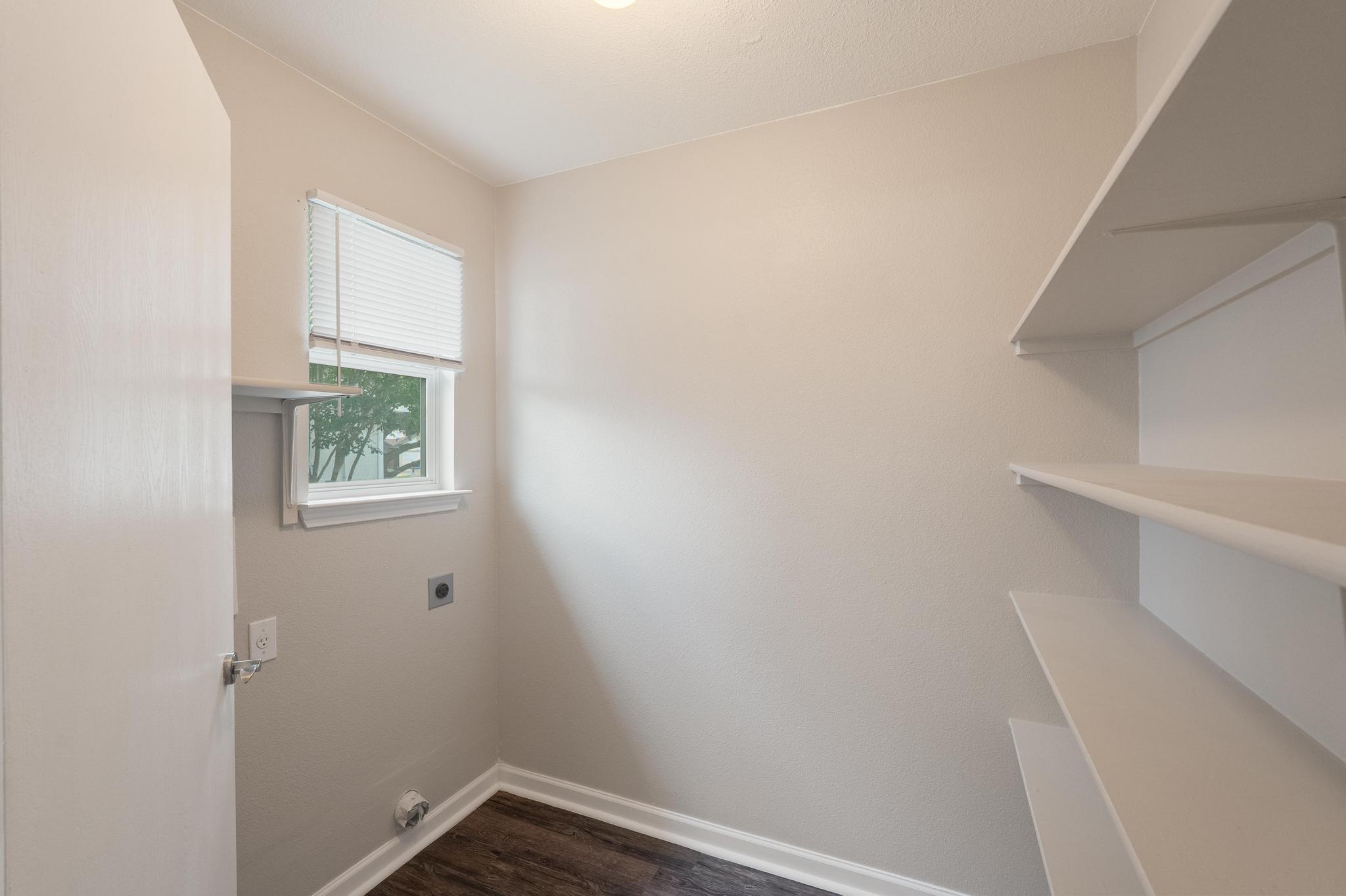 3003 Meadow Ln Property Photo 11