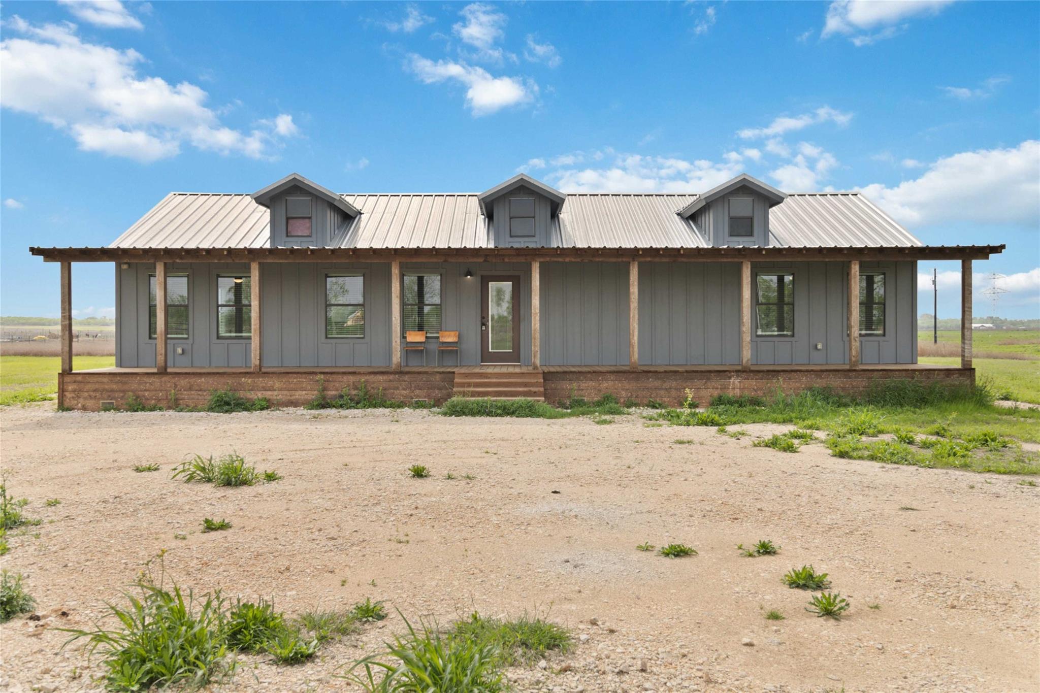 1673 Scull Rd Property Photo