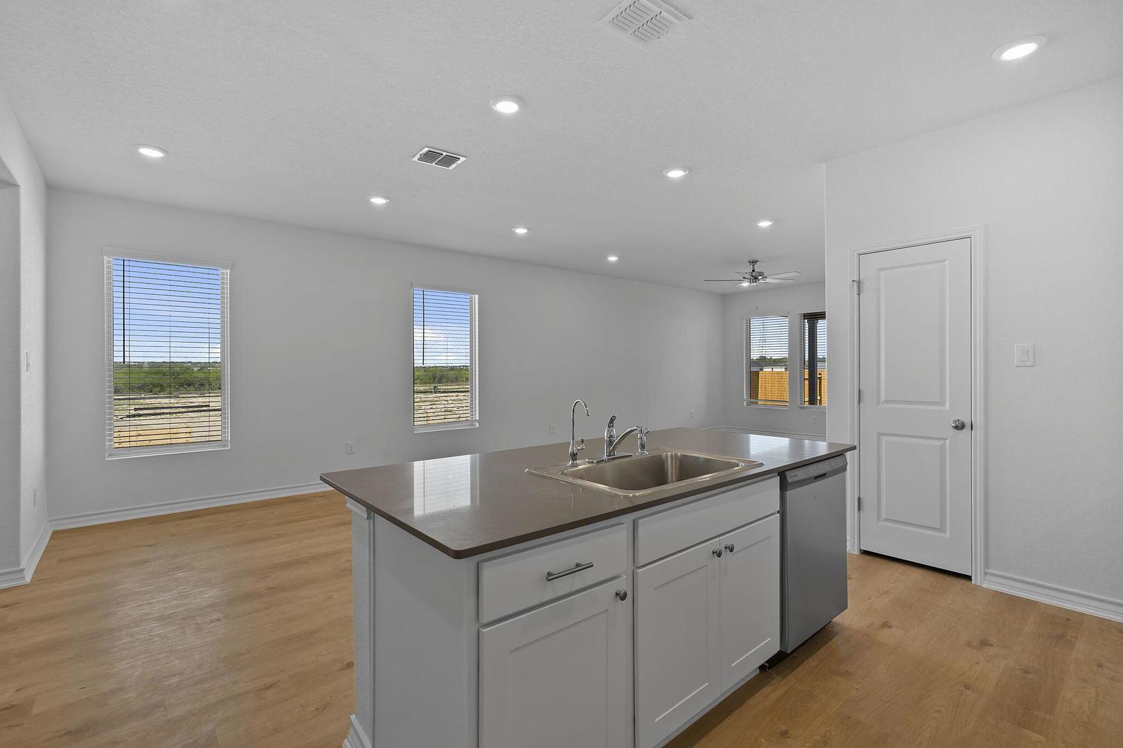 109 Hatari Trl Property Photo 5
