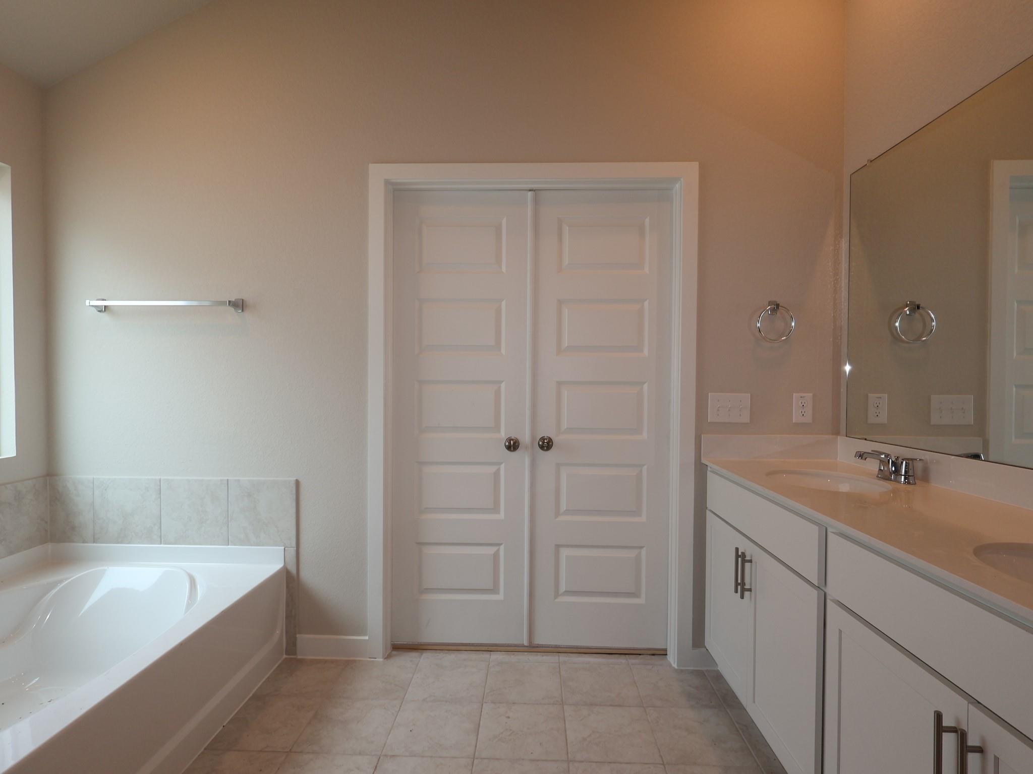 9304 Furman Dr Property Photo 13