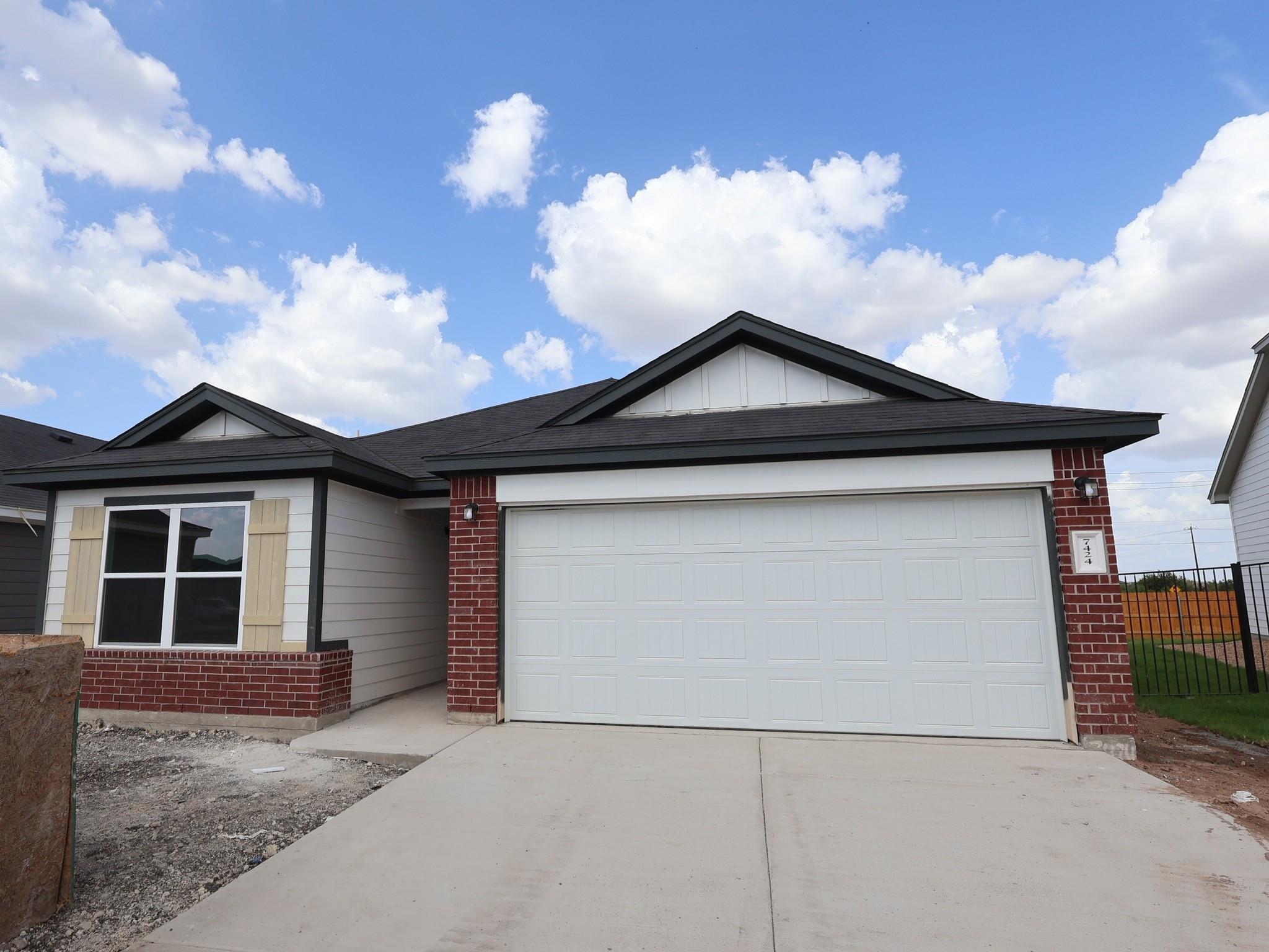 7424 Pullman Cv Property Photo 2