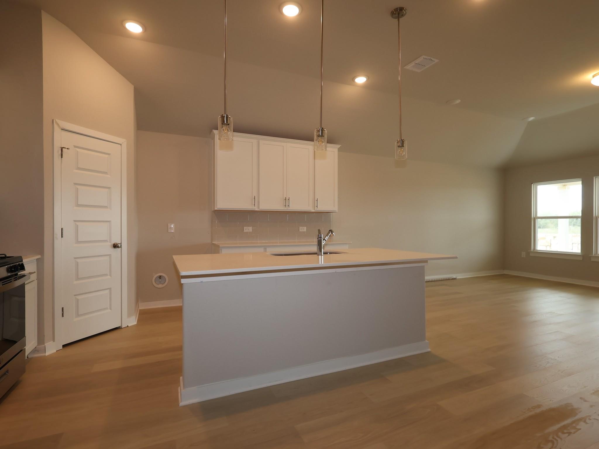 7424 Pullman Cv Property Photo 5