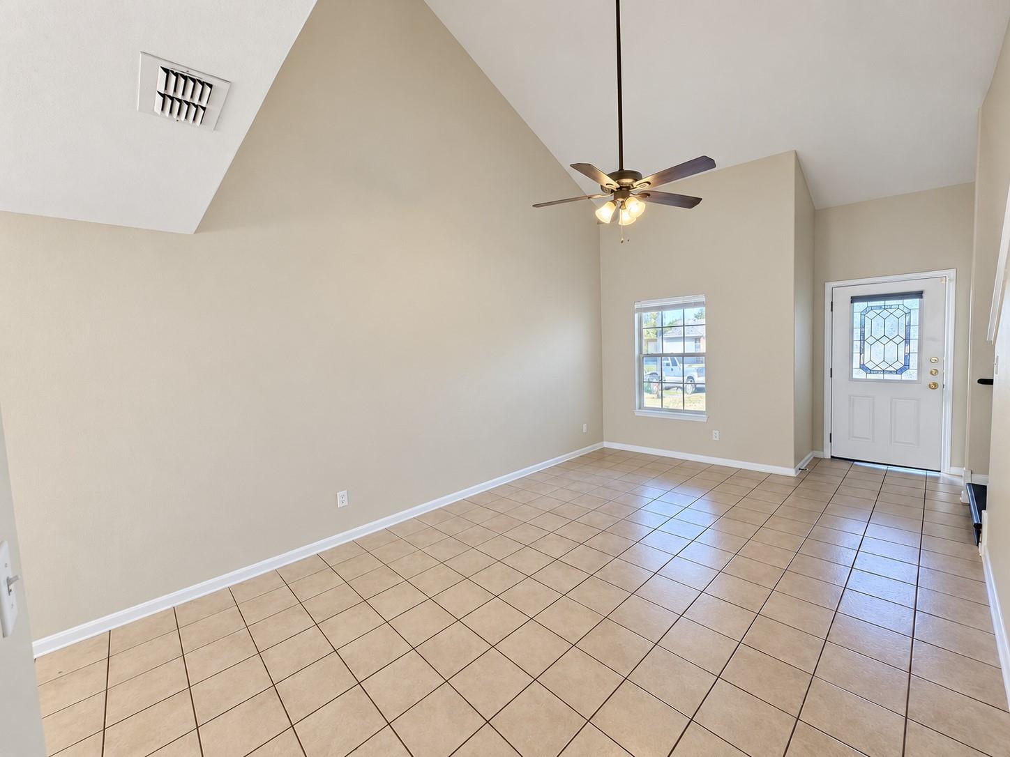 1408 Bergin Ct #b Property Photo 3