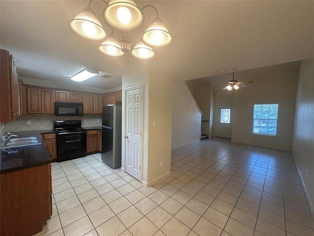 1408 Bergin Ct #b Property Photo 5