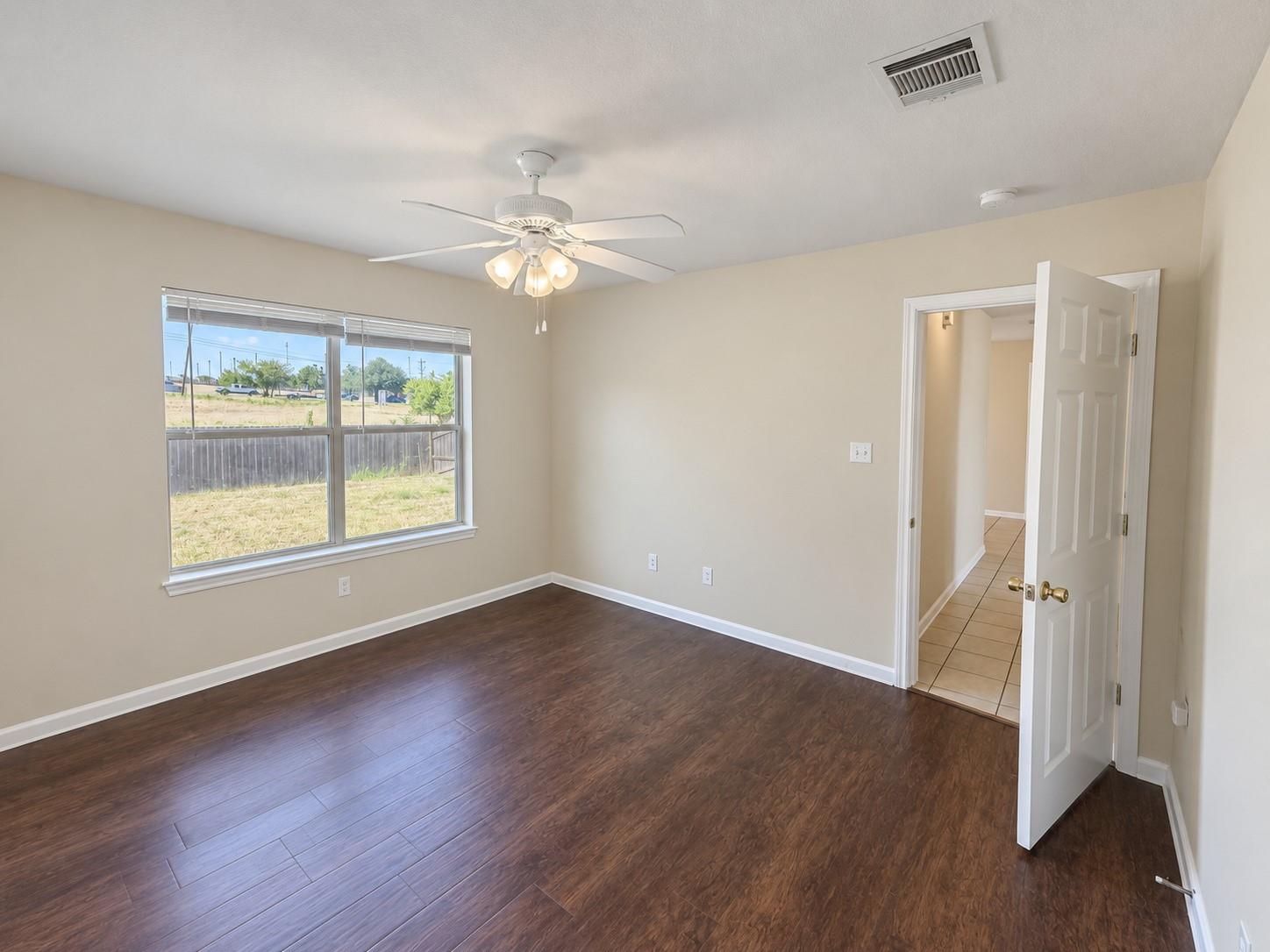 1408 Bergin Ct #b Property Photo 6