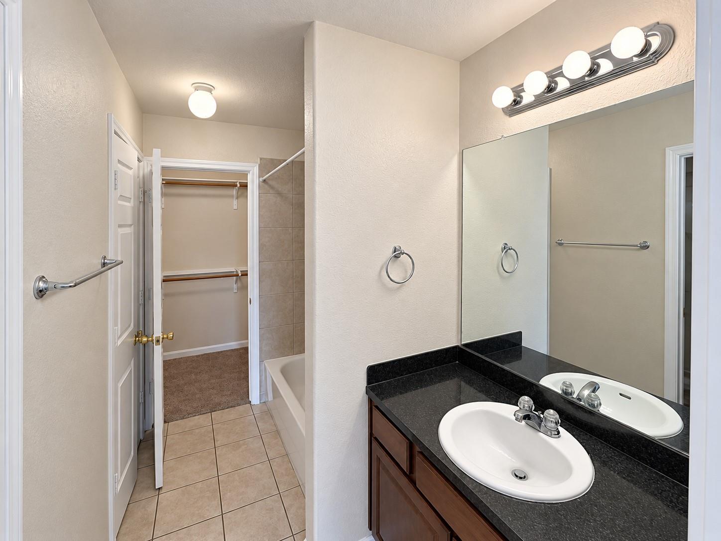 1408 Bergin Ct #b Property Photo 7