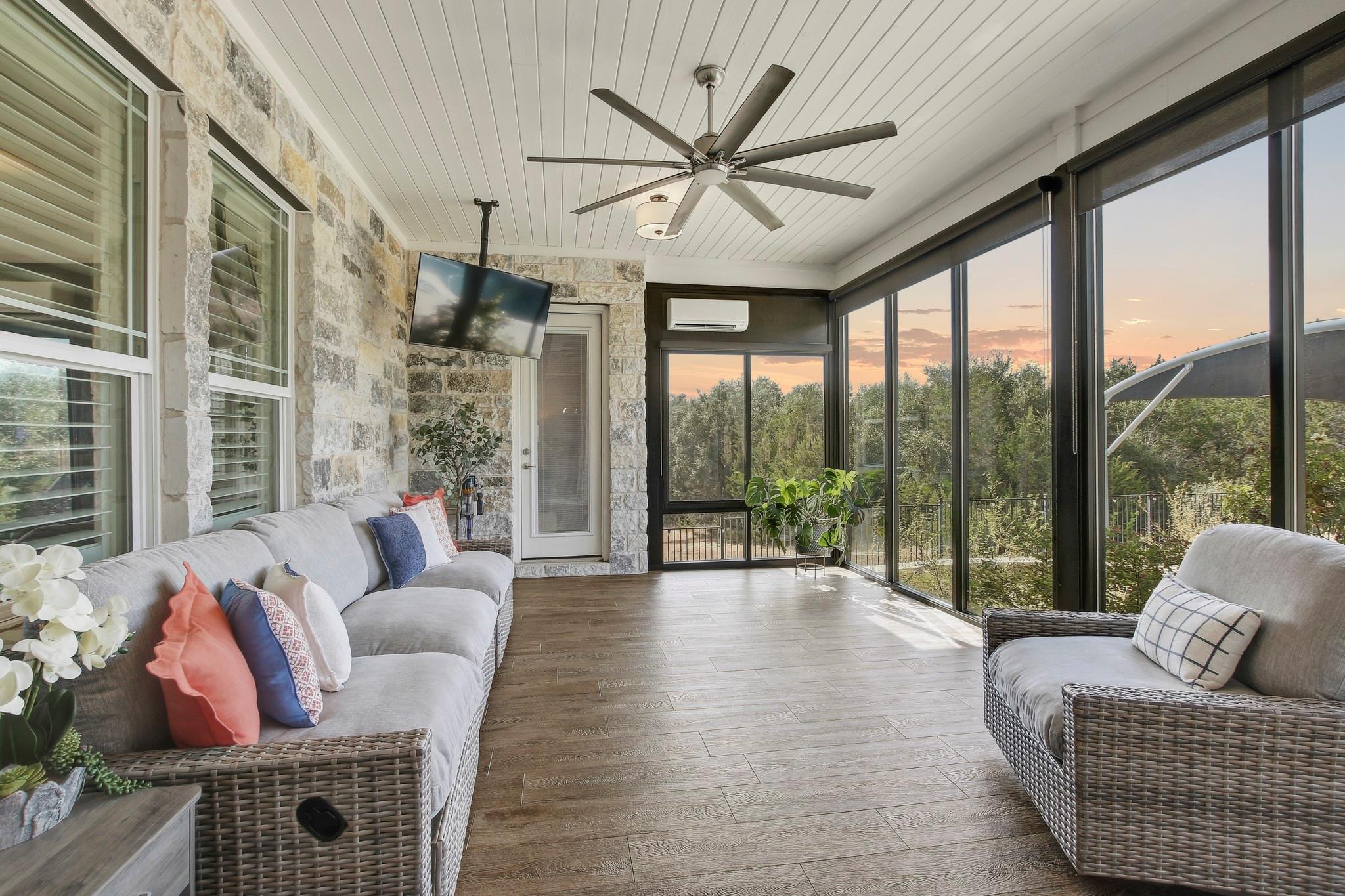 128 Tuscany Way Property Photo 7