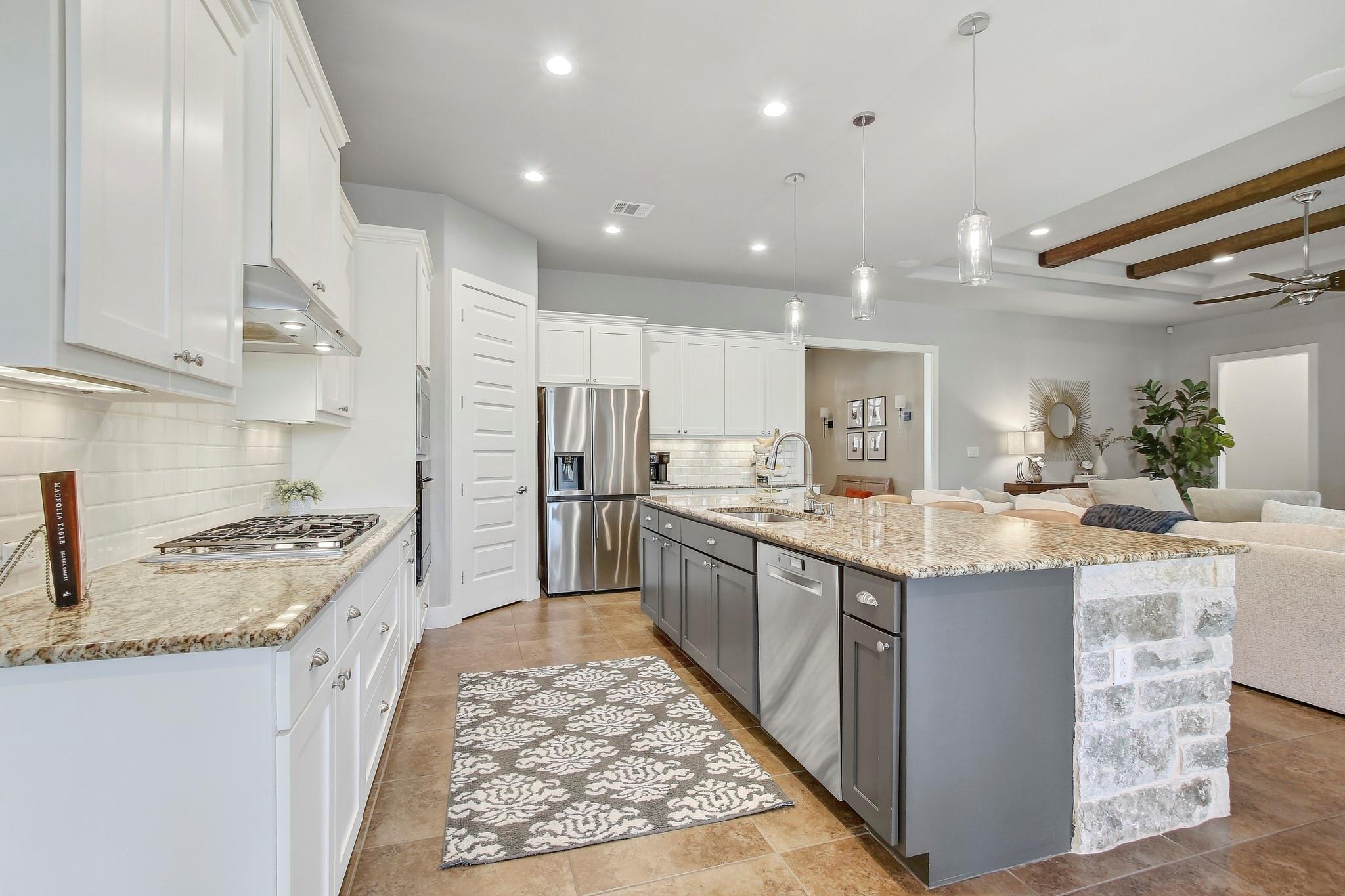 128 Tuscany Way Property Photo 13