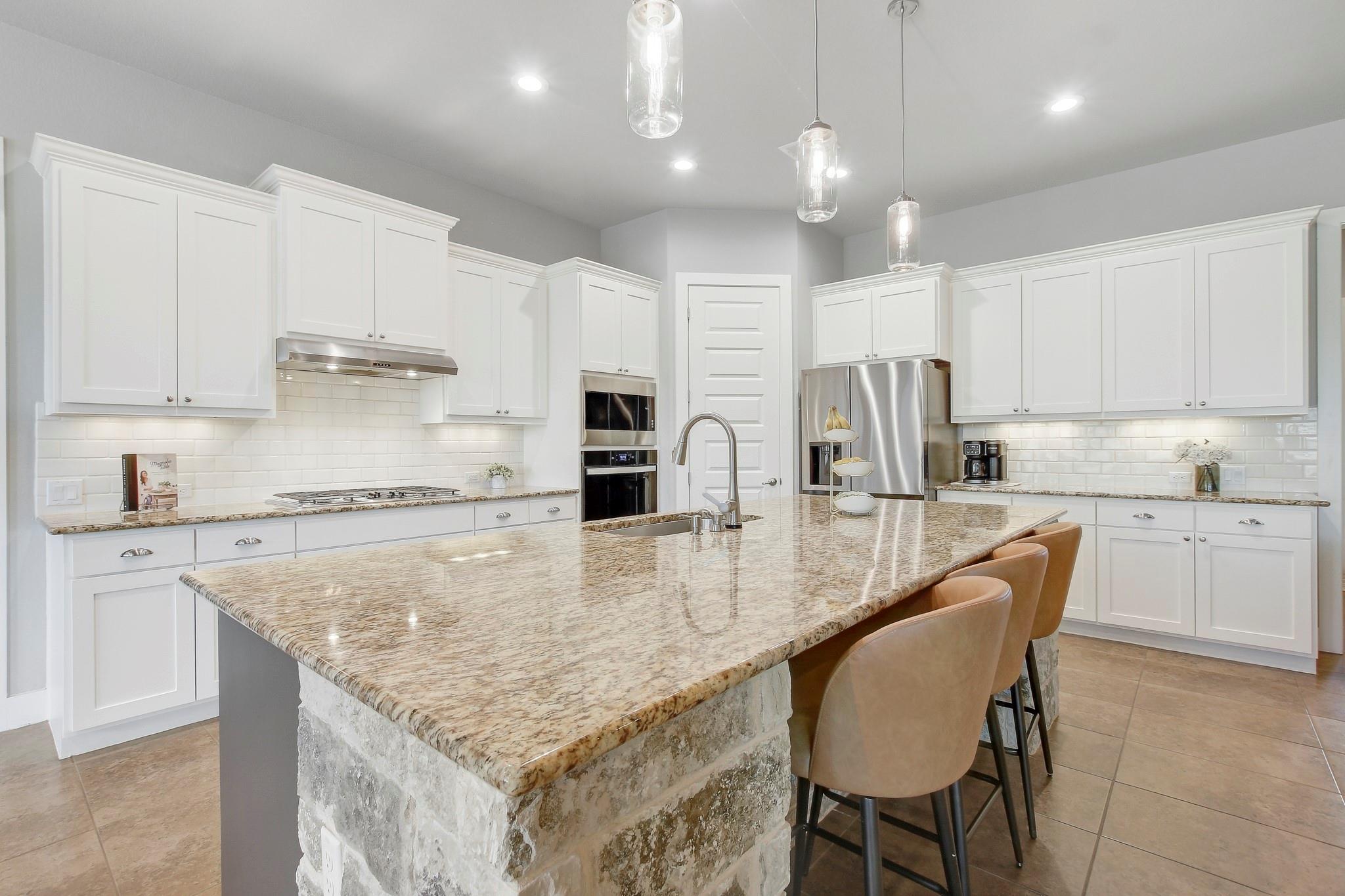 128 Tuscany Way Property Photo 14