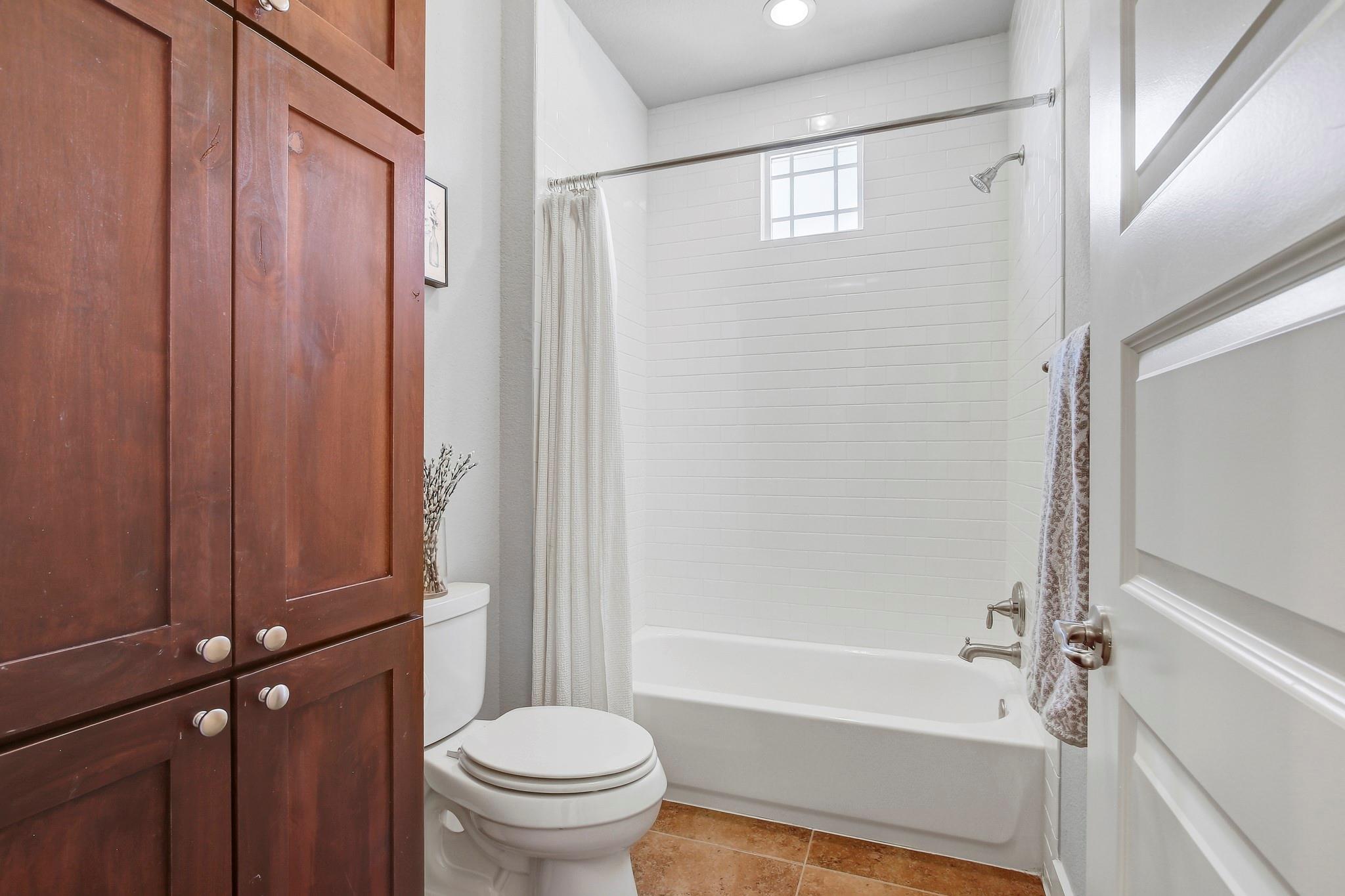128 Tuscany Way Property Photo 30