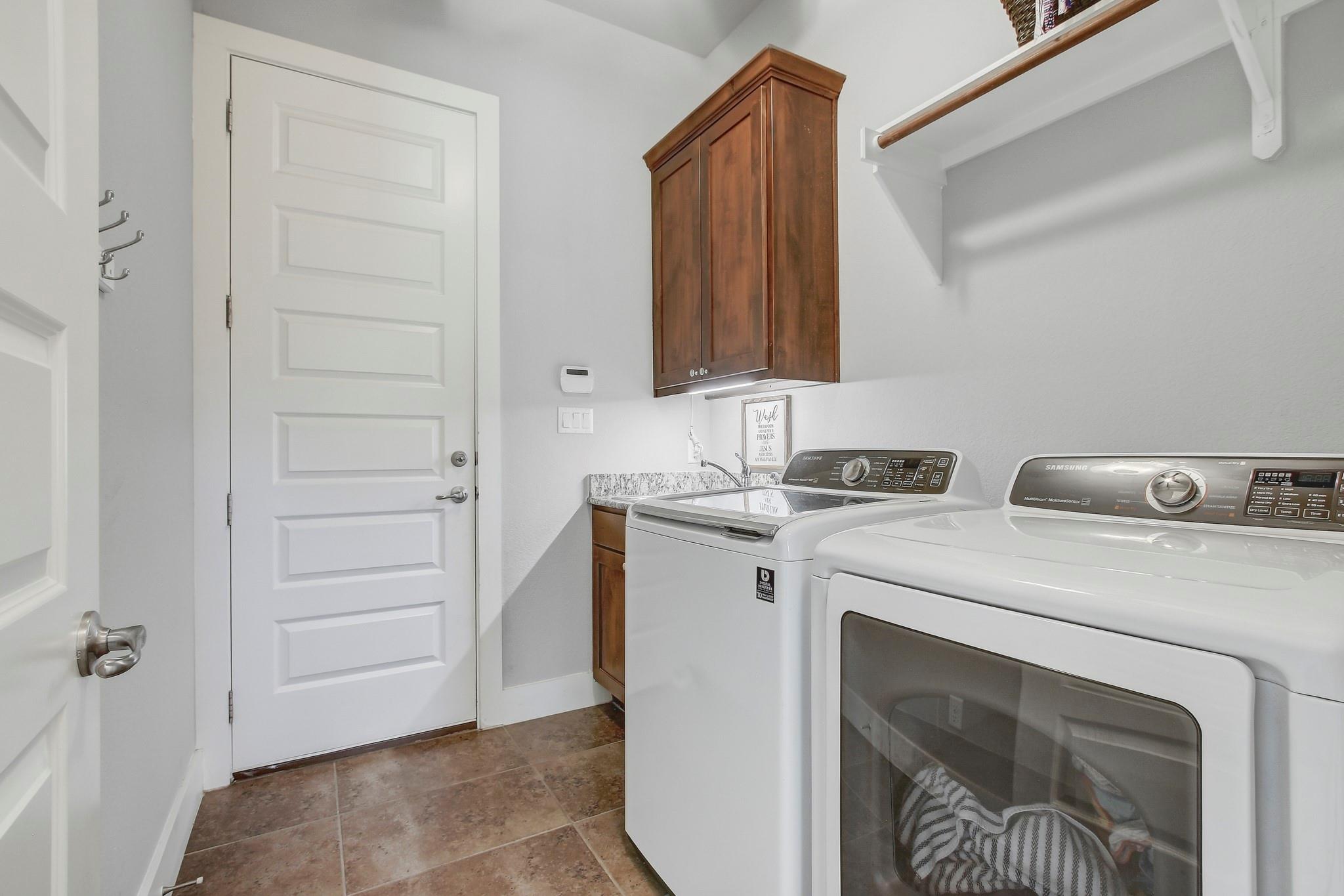 128 Tuscany Way Property Photo 33