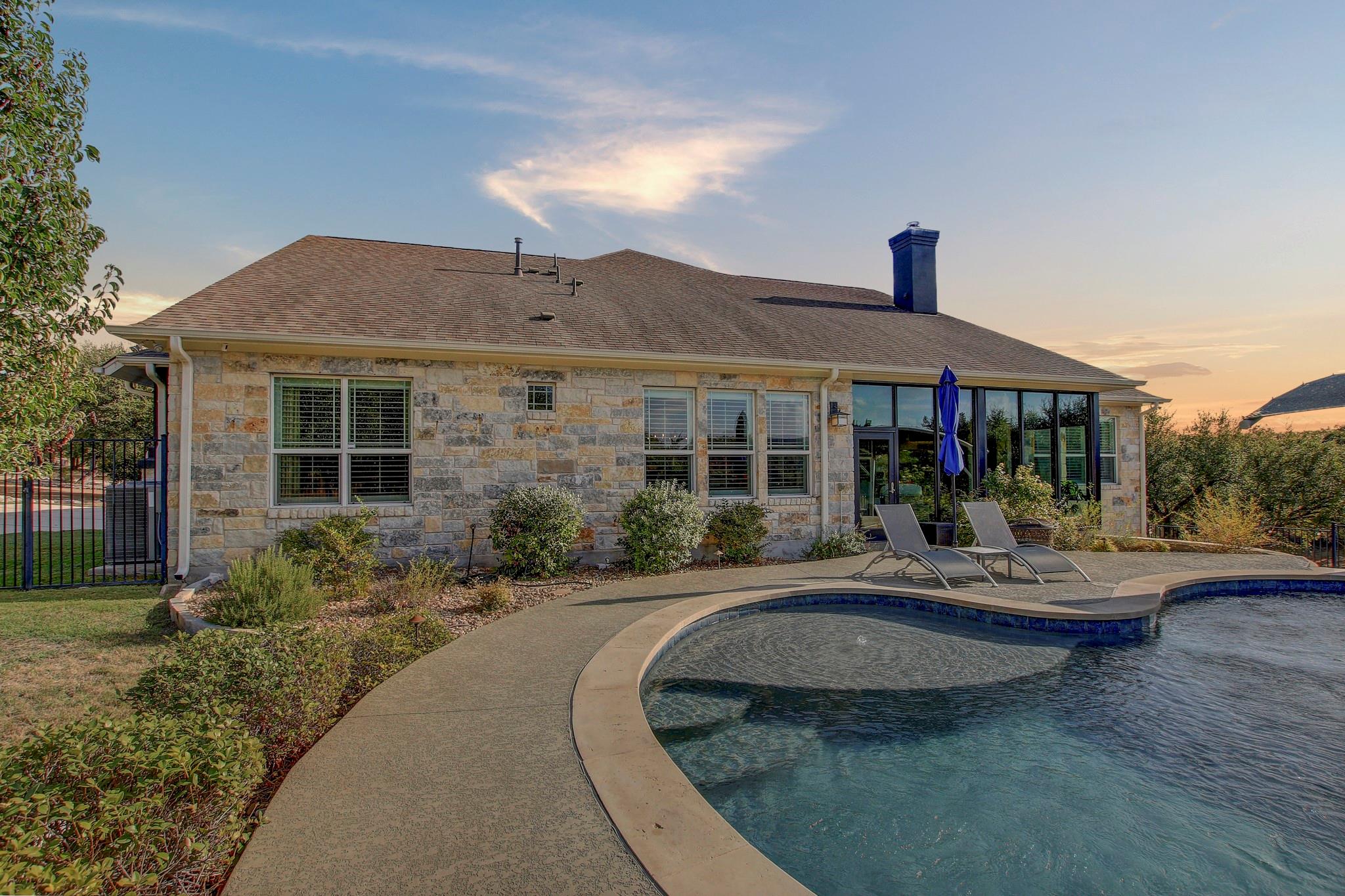 128 Tuscany Way Property Photo 34