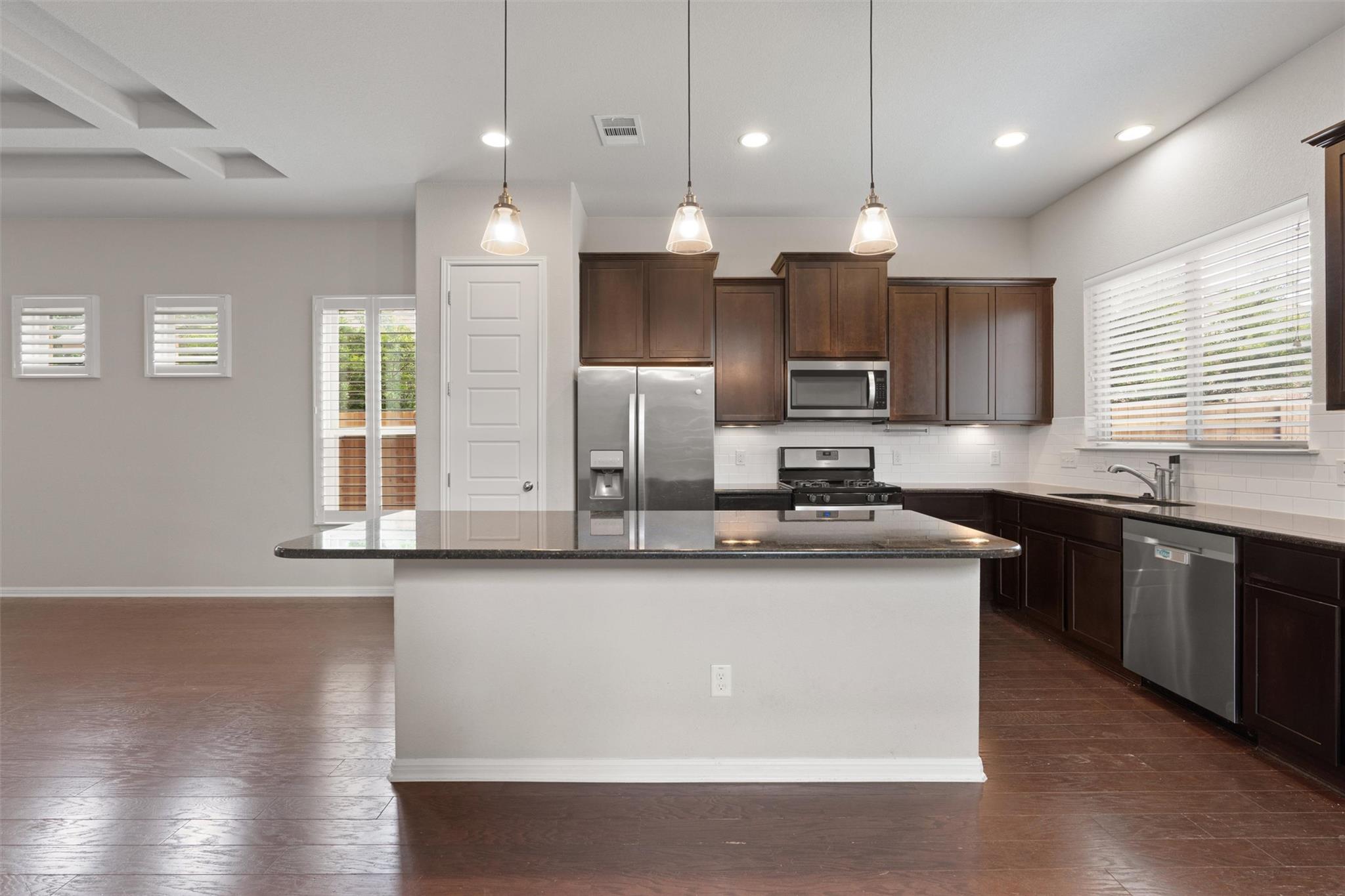1008 Clearwing Cir Property Photo 10