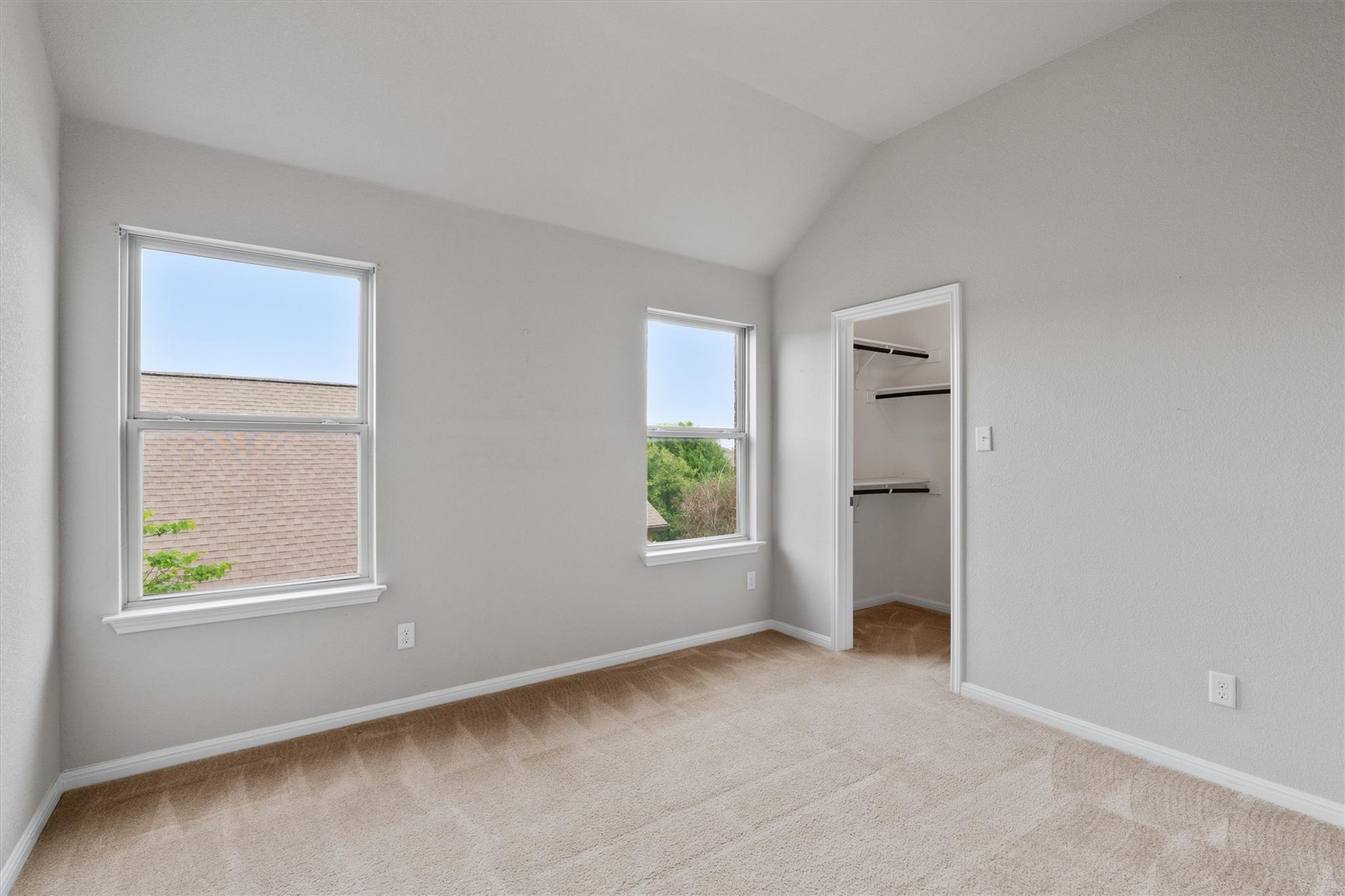 1008 Clearwing Cir Property Photo 14