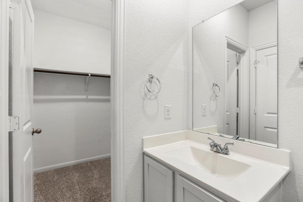 104 Katie Elder Dr Property Photo 22