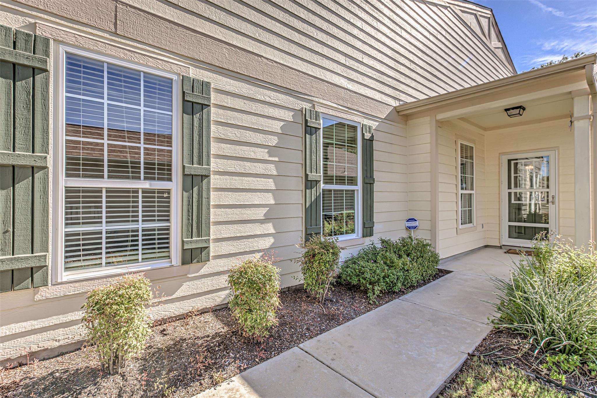401 Bonham Loop Property Photo 5