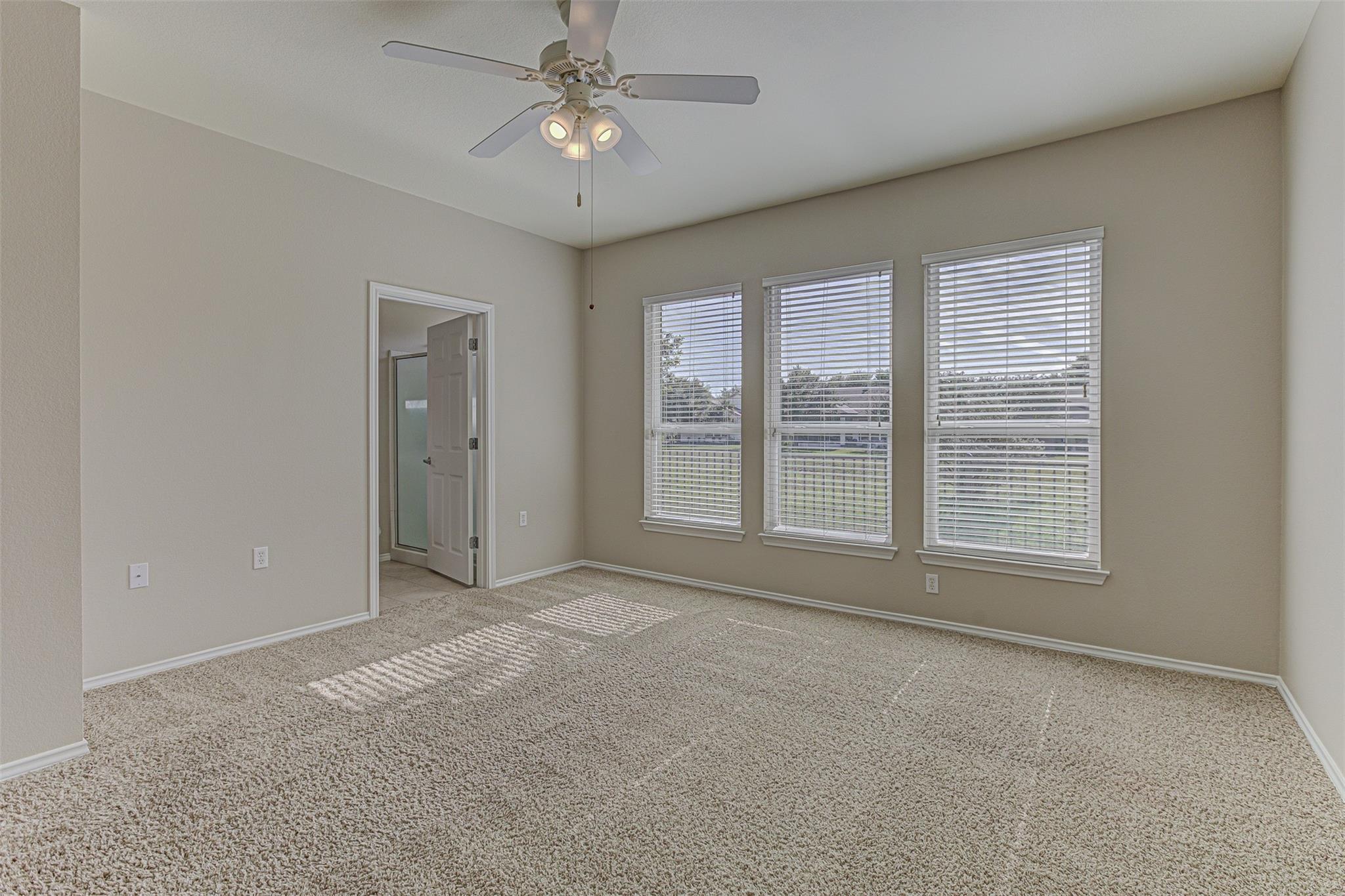 401 Bonham Loop Property Photo 23