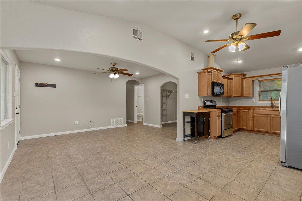 7604 Robalo Rd Property Photo 6