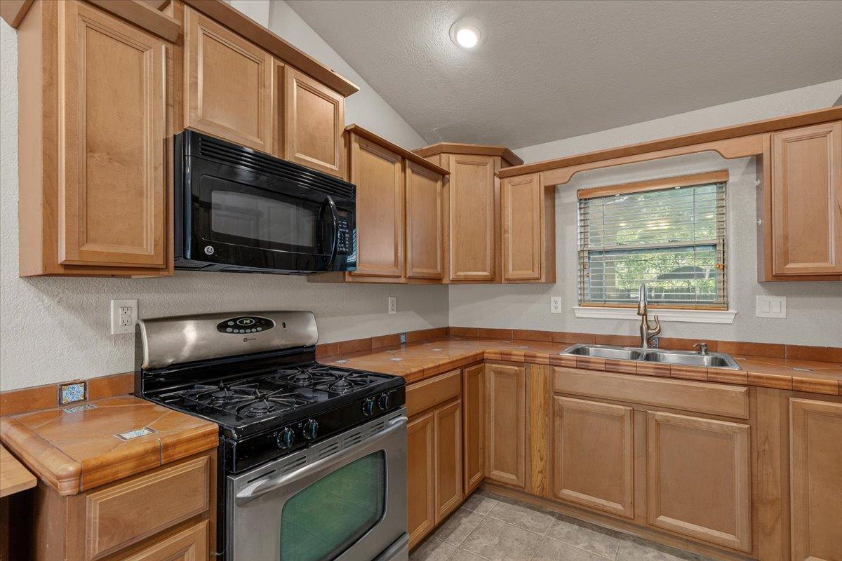 7604 Robalo Rd Property Photo 7