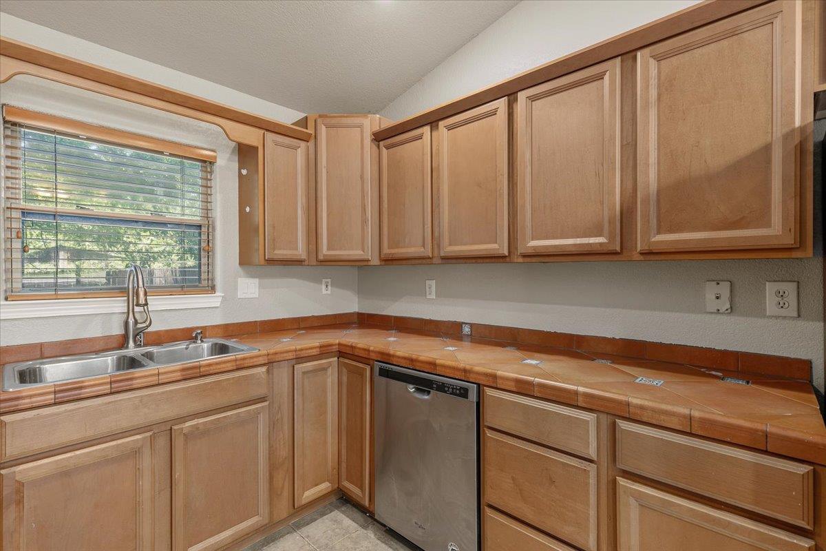 7604 Robalo Rd Property Photo 11