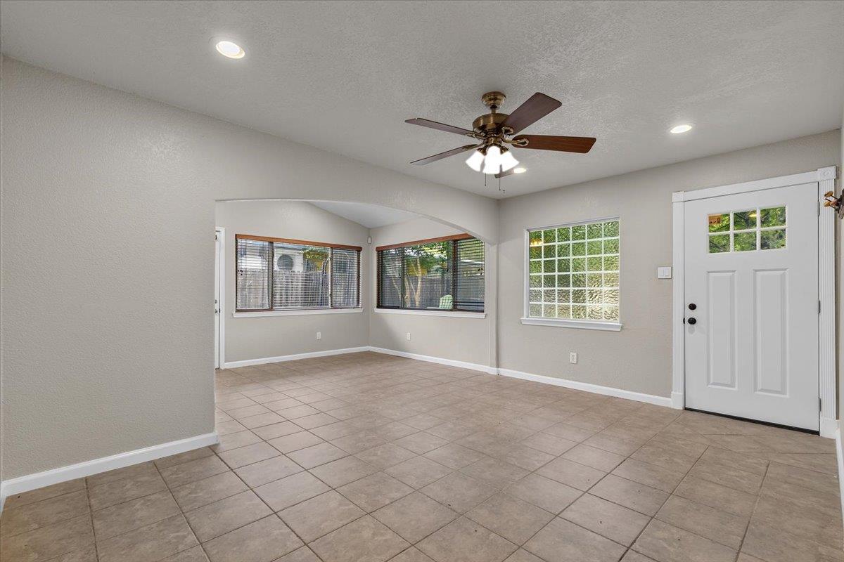 7604 Robalo Rd Property Photo 12
