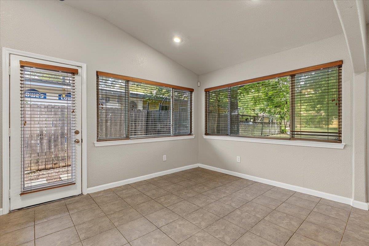 7604 Robalo Rd Property Photo 14