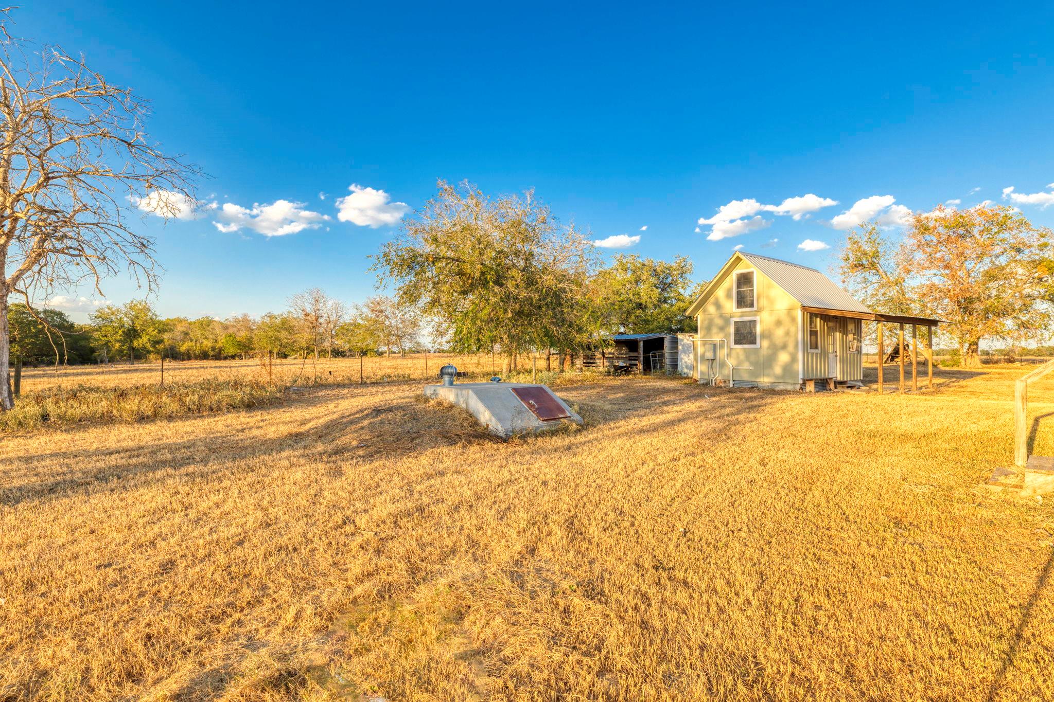 645 Old Luling Rd Property Photo 29