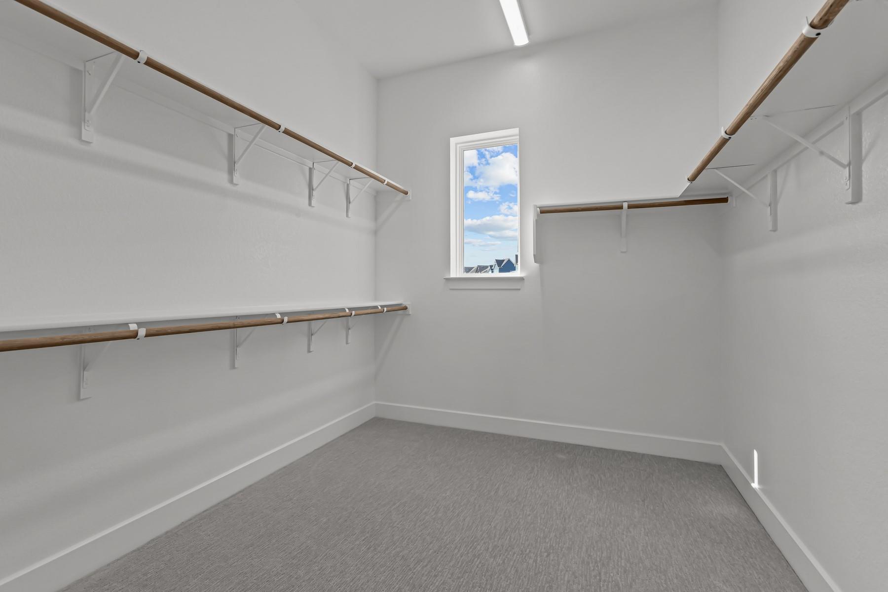 6512 Cowman Way Property Photo 8